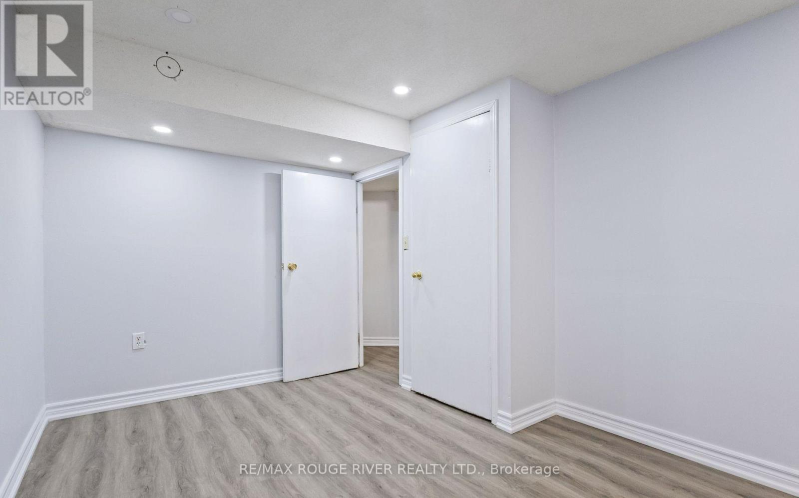 Basement Bedroom & Closet - 77 Lowry Square, Toronto, ON - Indoor Photo Showing Other Room