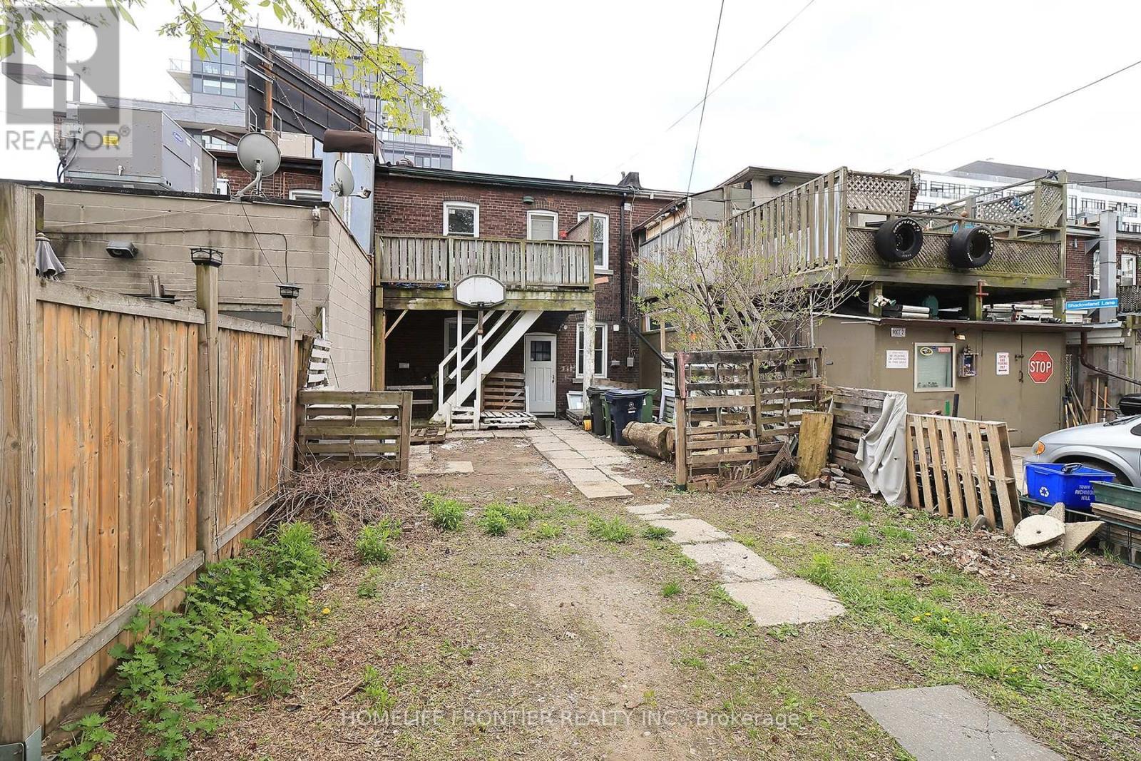 2354 Danforth Avenue, Toronto, ON