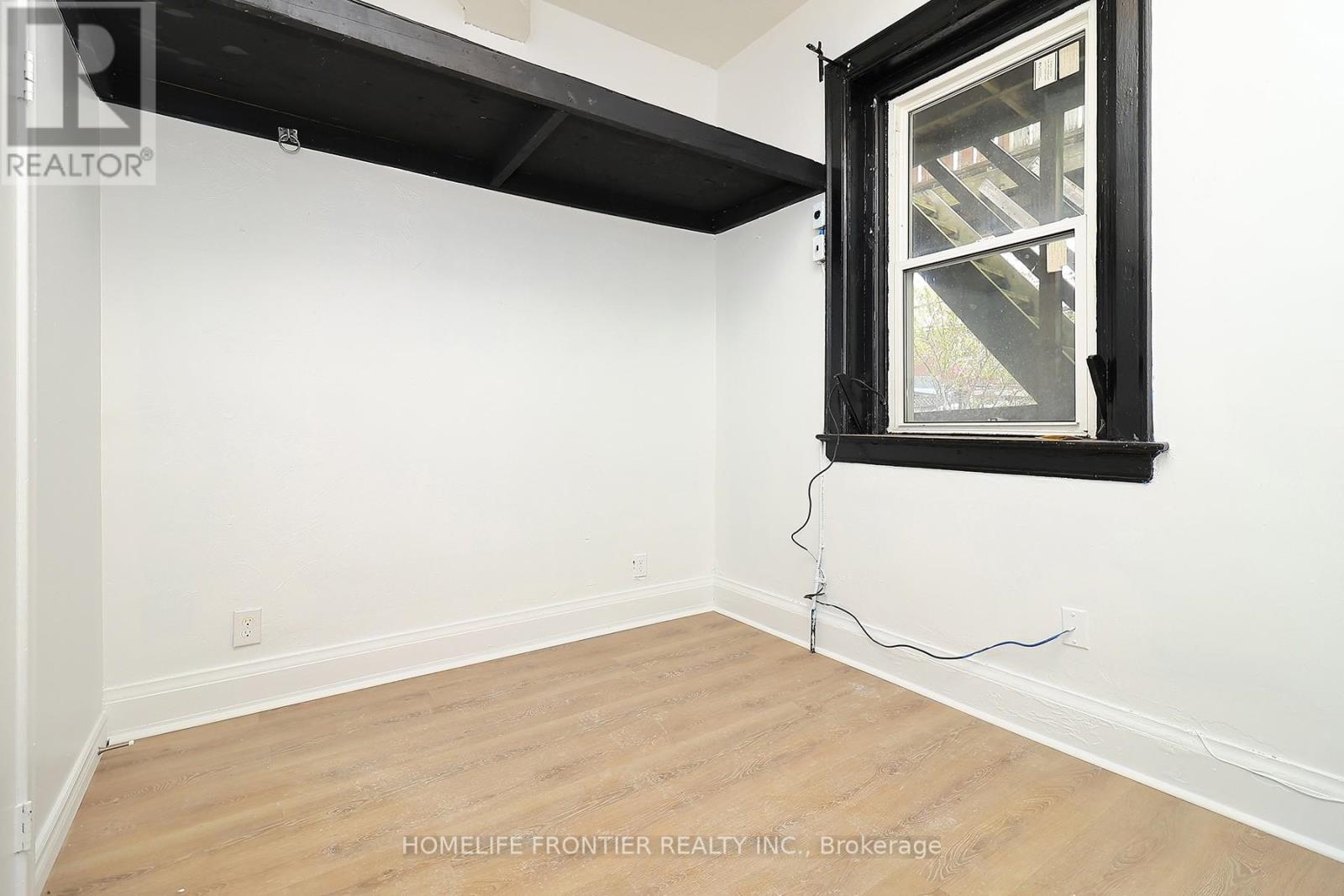 2354 Danforth Avenue, Toronto, ON