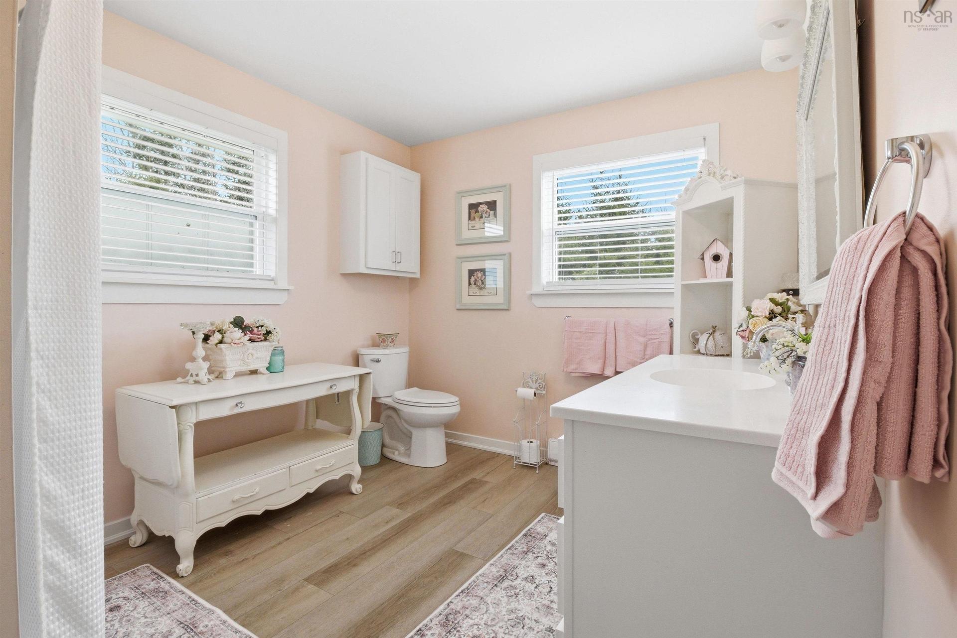 7575 Highway 329, East River Point, NS