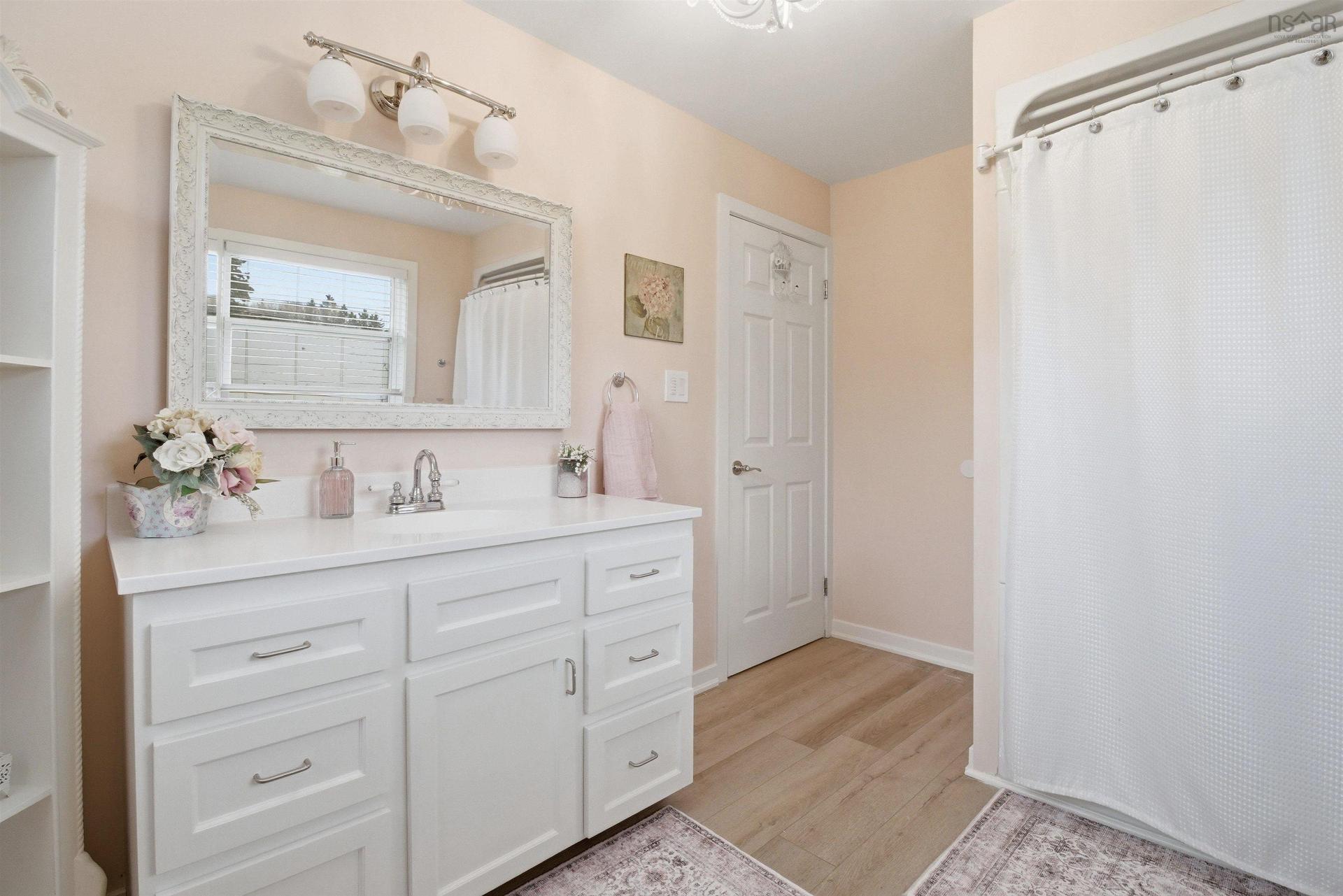 7575 Highway 329, East River Point, NS