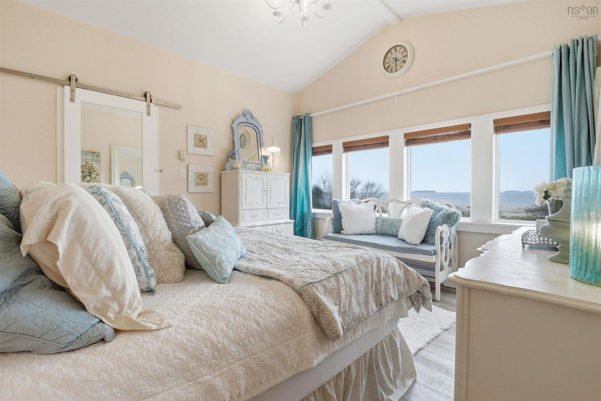 7575 Highway 329, East River Point, NS