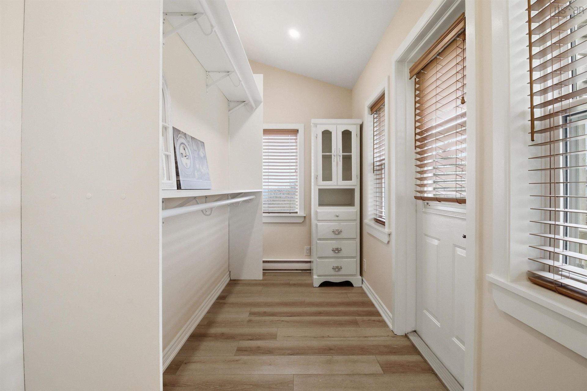7575 Highway 329, East River Point, NS