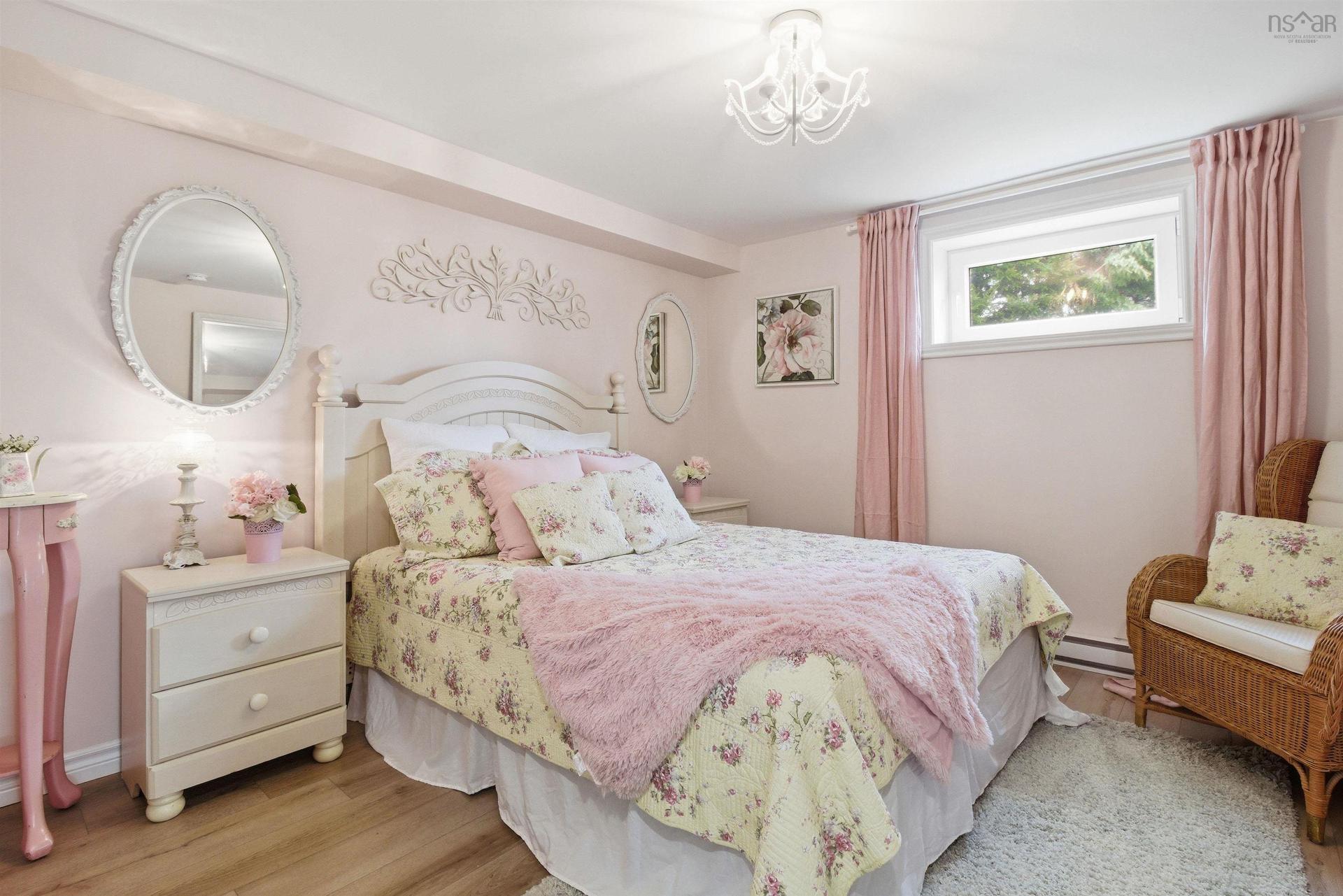 7575 Highway 329, East River Point, NS