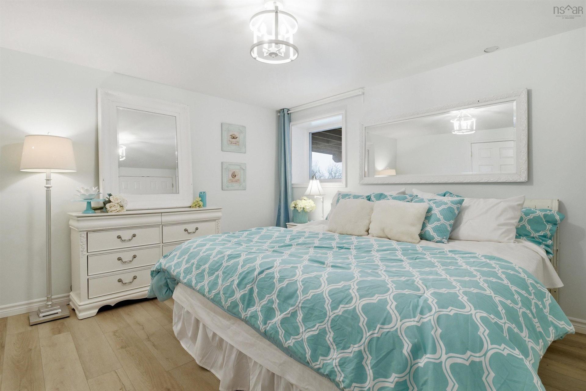 7575 Highway 329, East River Point, NS