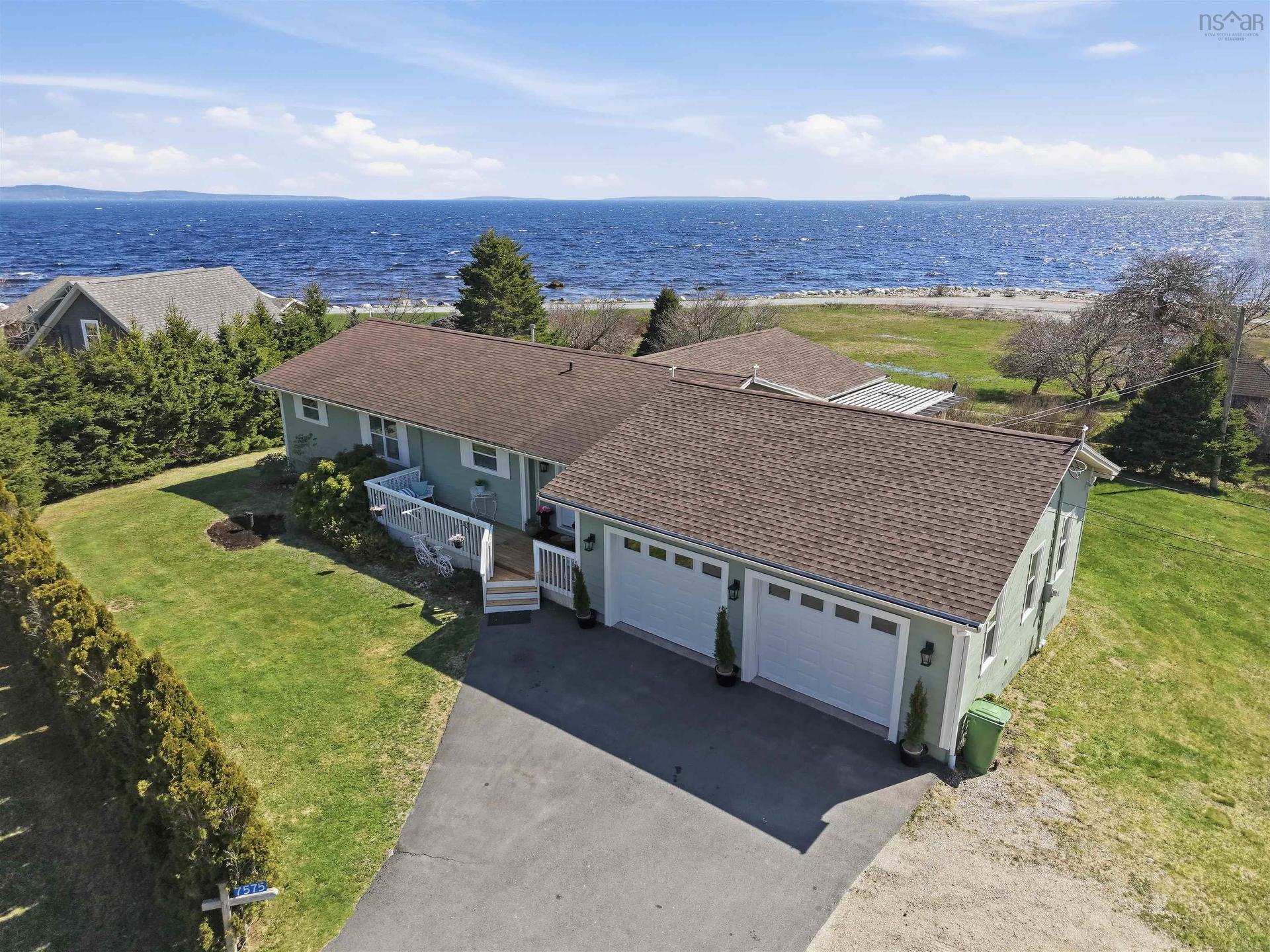 7575 Highway 329, East River Point, NS