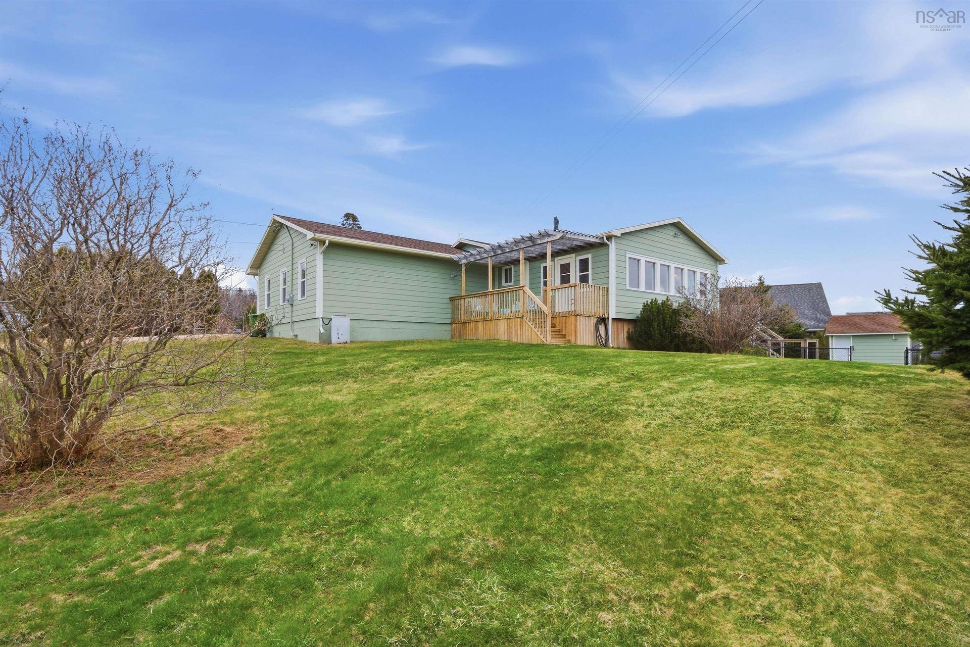 7575 Highway 329, East River Point, NS