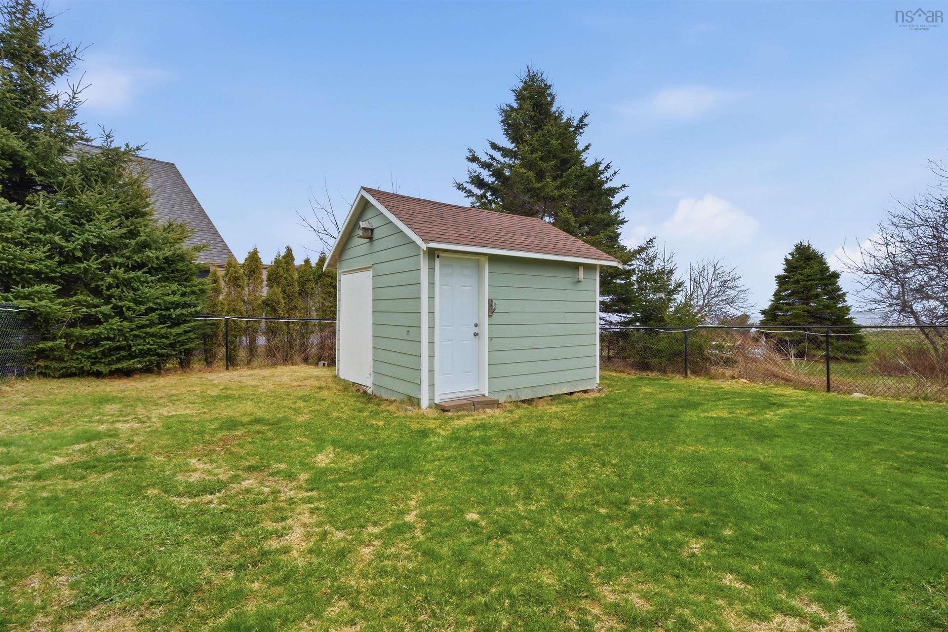 7575 Highway 329, East River Point, NS