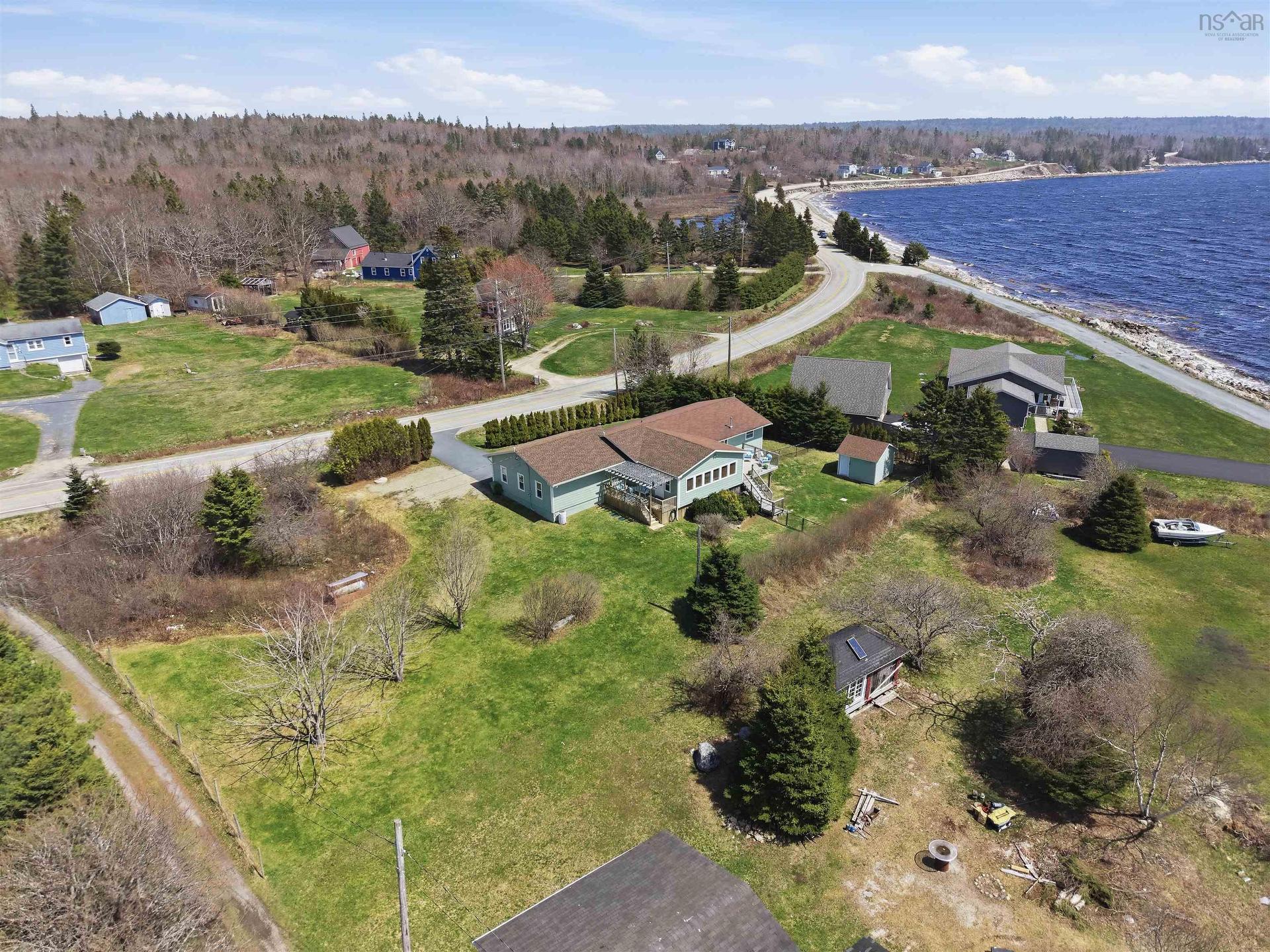 7575 Highway 329, East River Point, NS