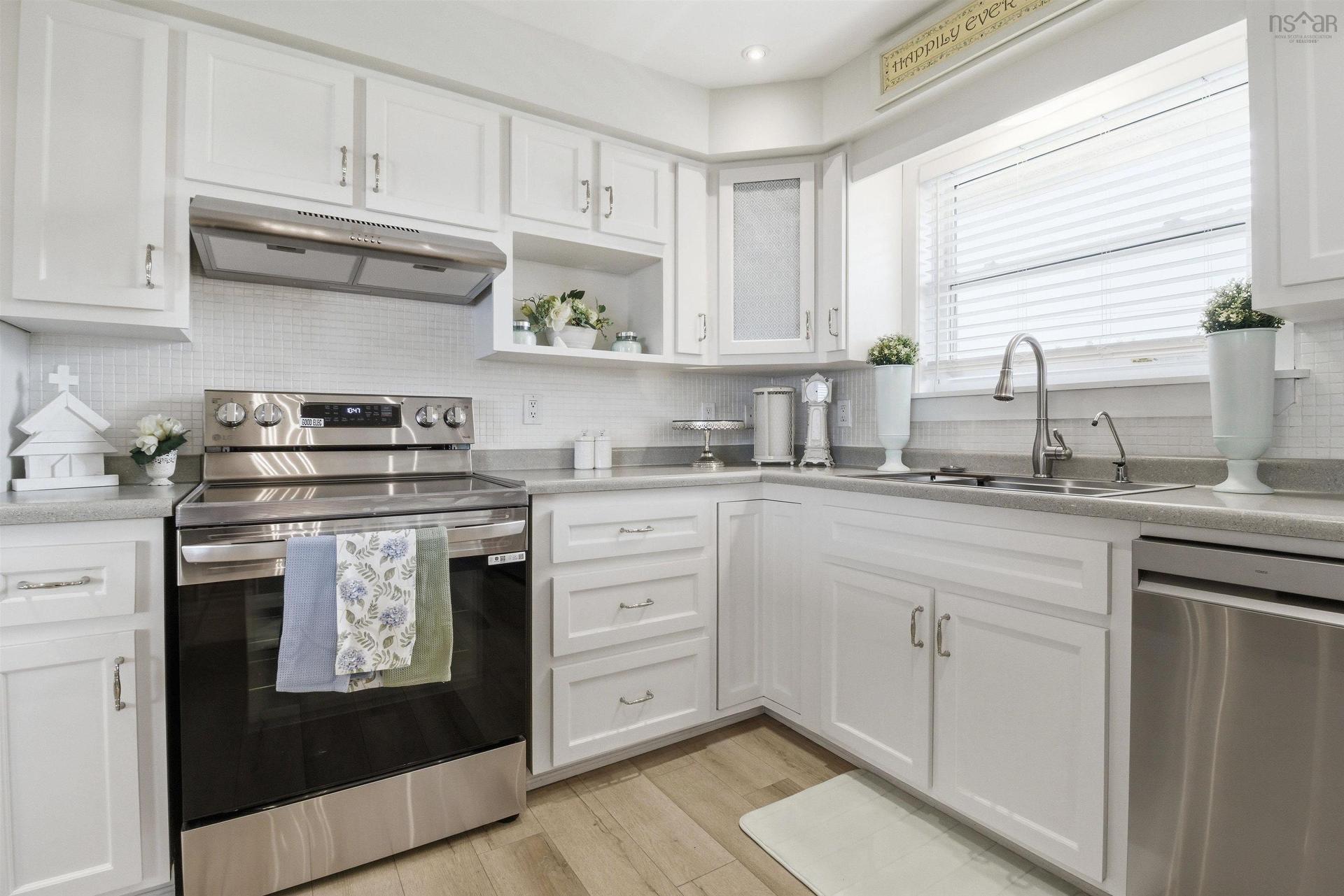 7575 Highway 329, East River Point, NS