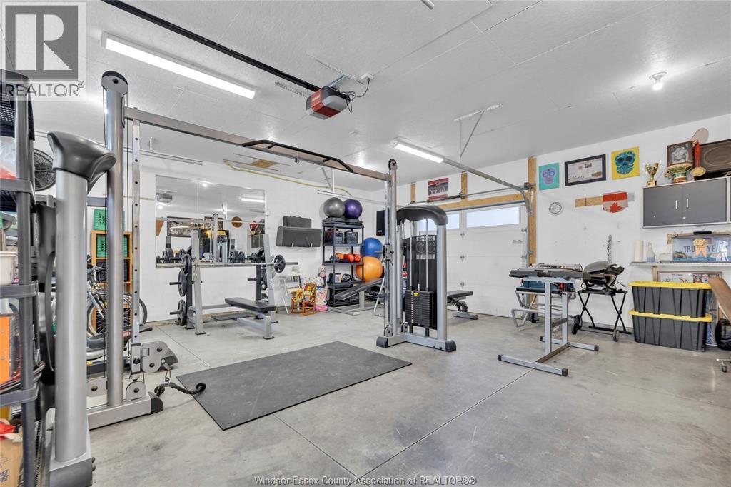 2456 Randolph, Windsor, ON - Indoor Photo Showing Gym Room