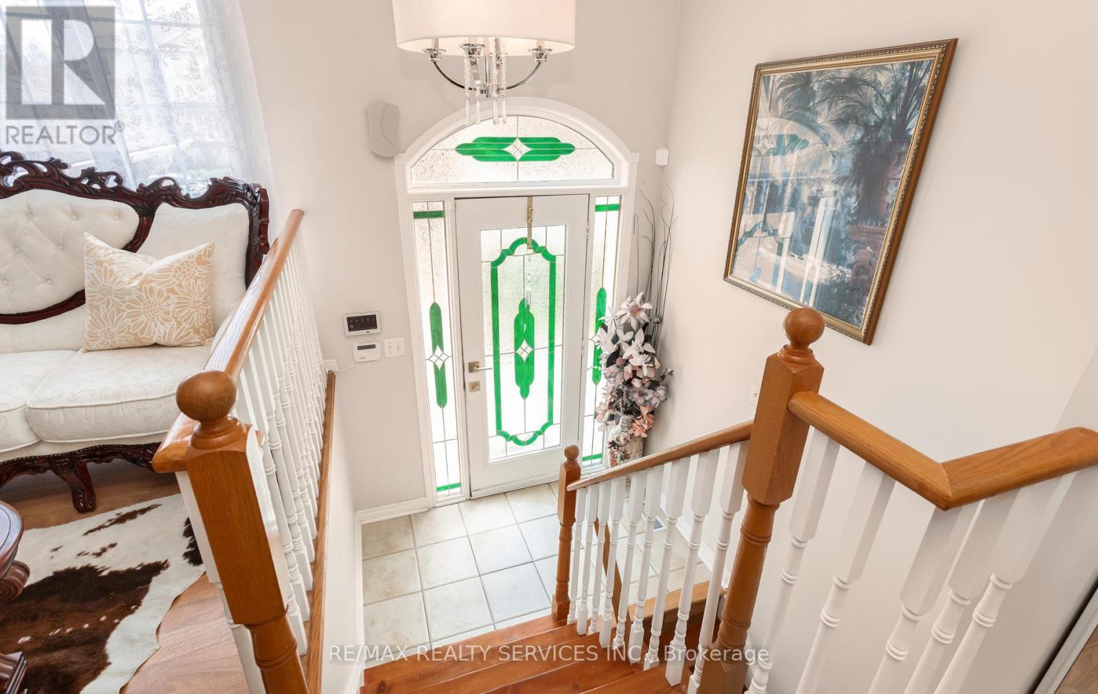 836 Avocado Crescent, Mississauga, ON - Indoor Photo Showing Other Room