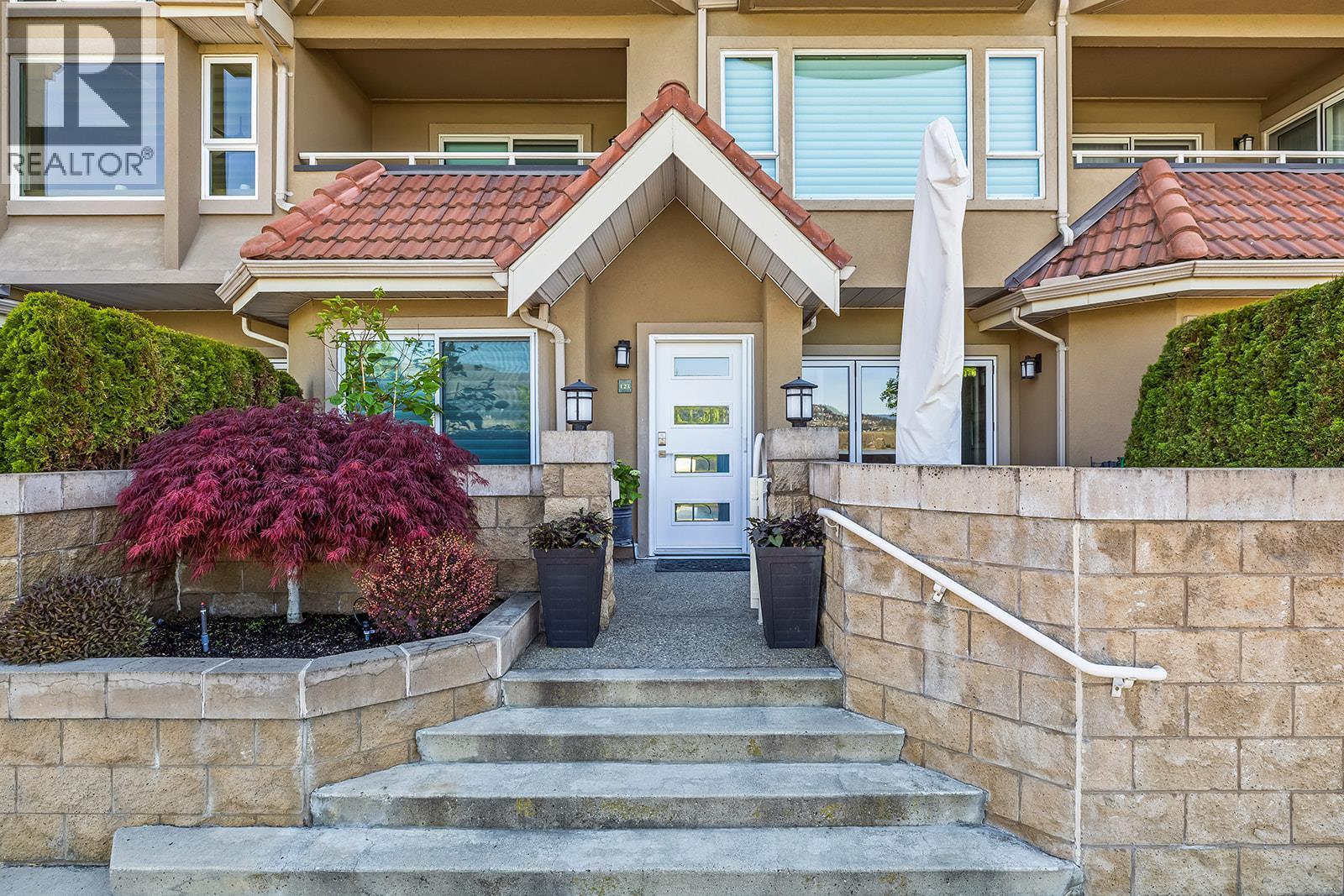 1156 Sunset Drive Unit# 123, Kelowna, BC - Outdoor