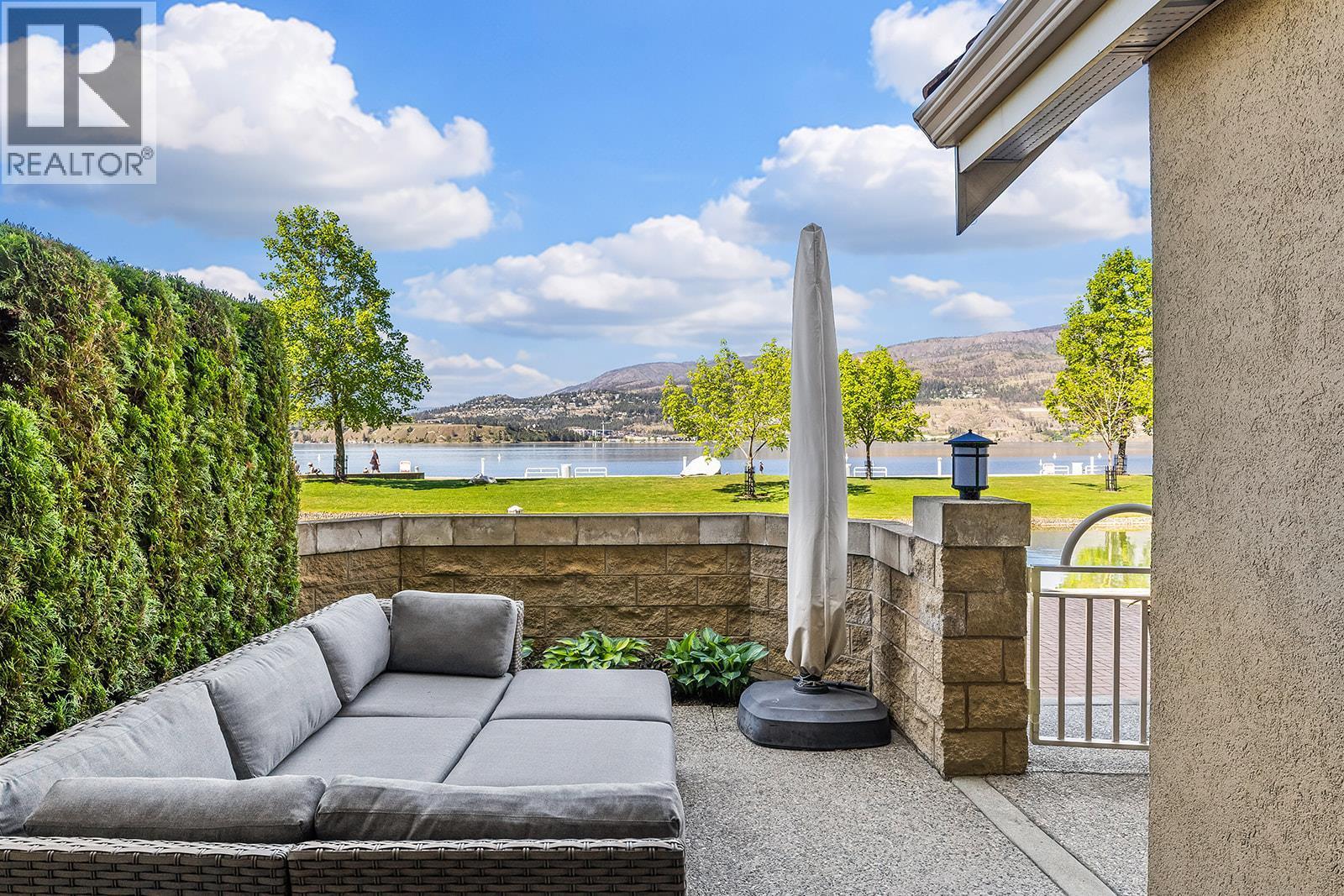 1156 Sunset Drive Unit# 123, Kelowna, BC - Outdoor With Body Of Water