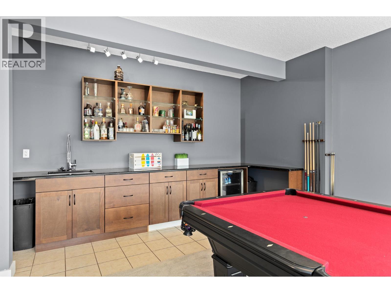 514 Mt. Tanner Place, Coldstream, BC - Indoor Photo Showing Other Room