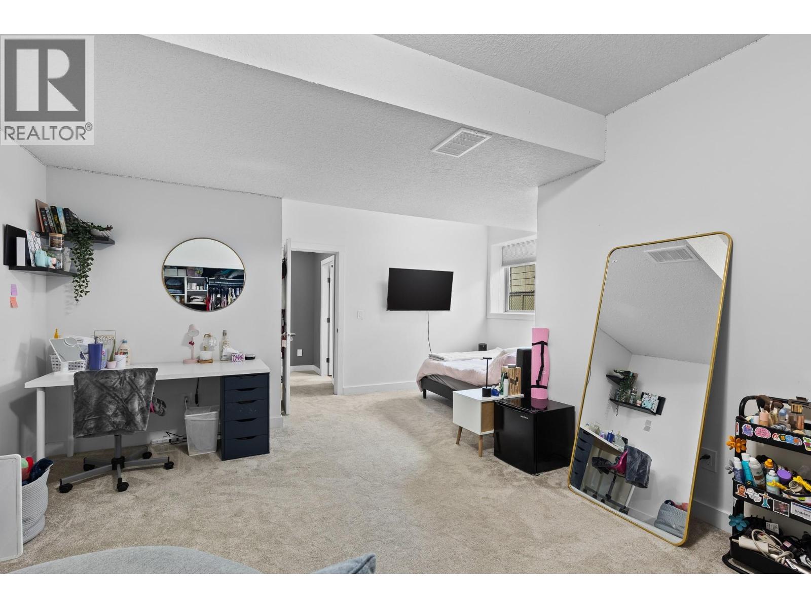 514 Mt. Tanner Place, Coldstream, BC - Indoor
