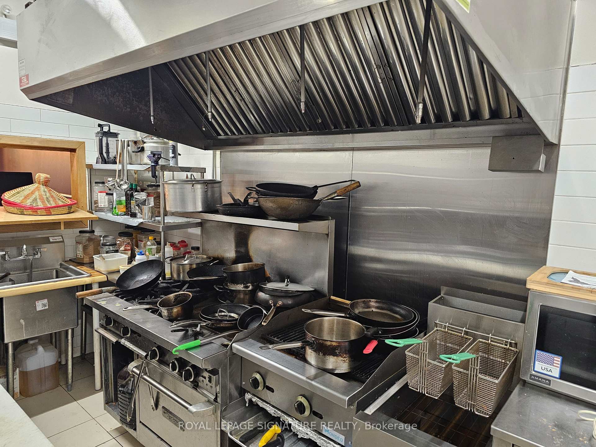 1236 Danforth Avenue, Toronto, ON