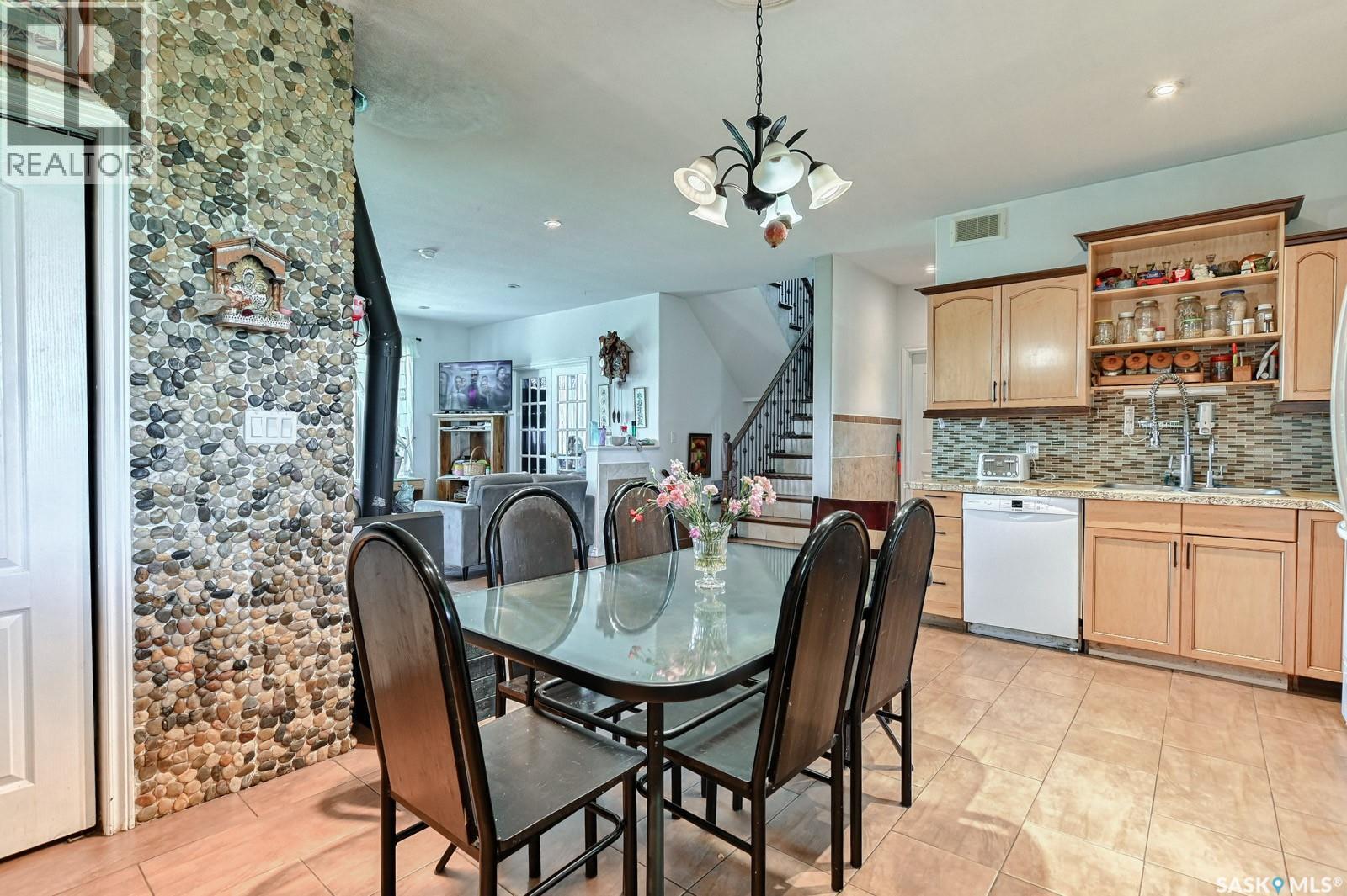 Counios Acreage, Lumsden Rm No. 189, SK - Indoor Photo Showing Dining Room