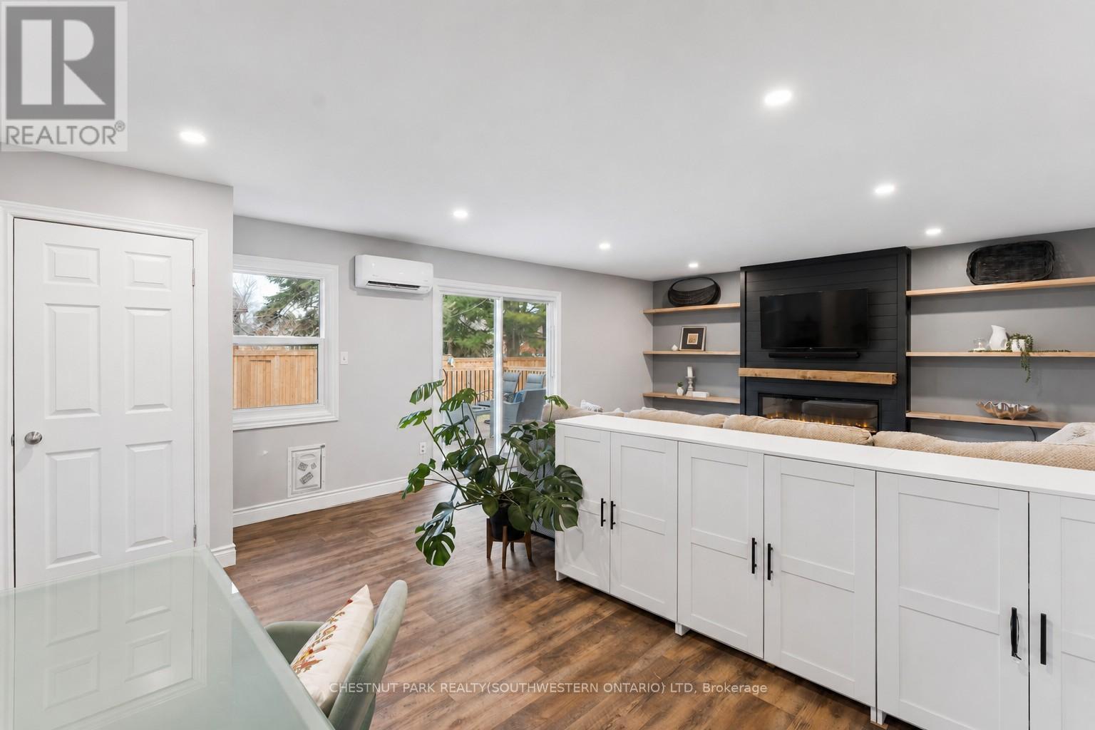 137 Donald Street, Kitchener, ON - Indoor