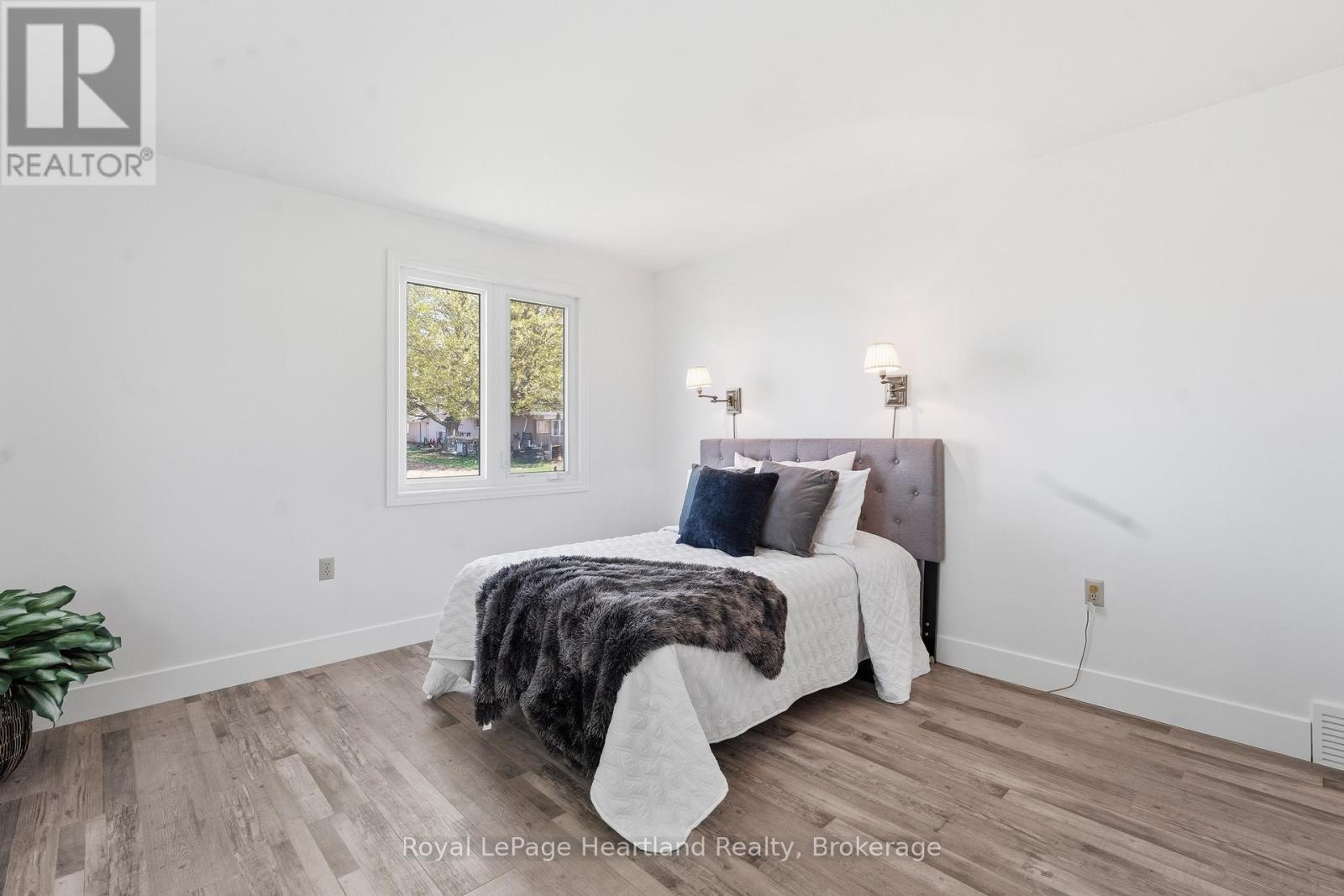 80157 Sharpes Creek Line, Central Huron (Goderich), ON - Indoor Photo Showing Bedroom