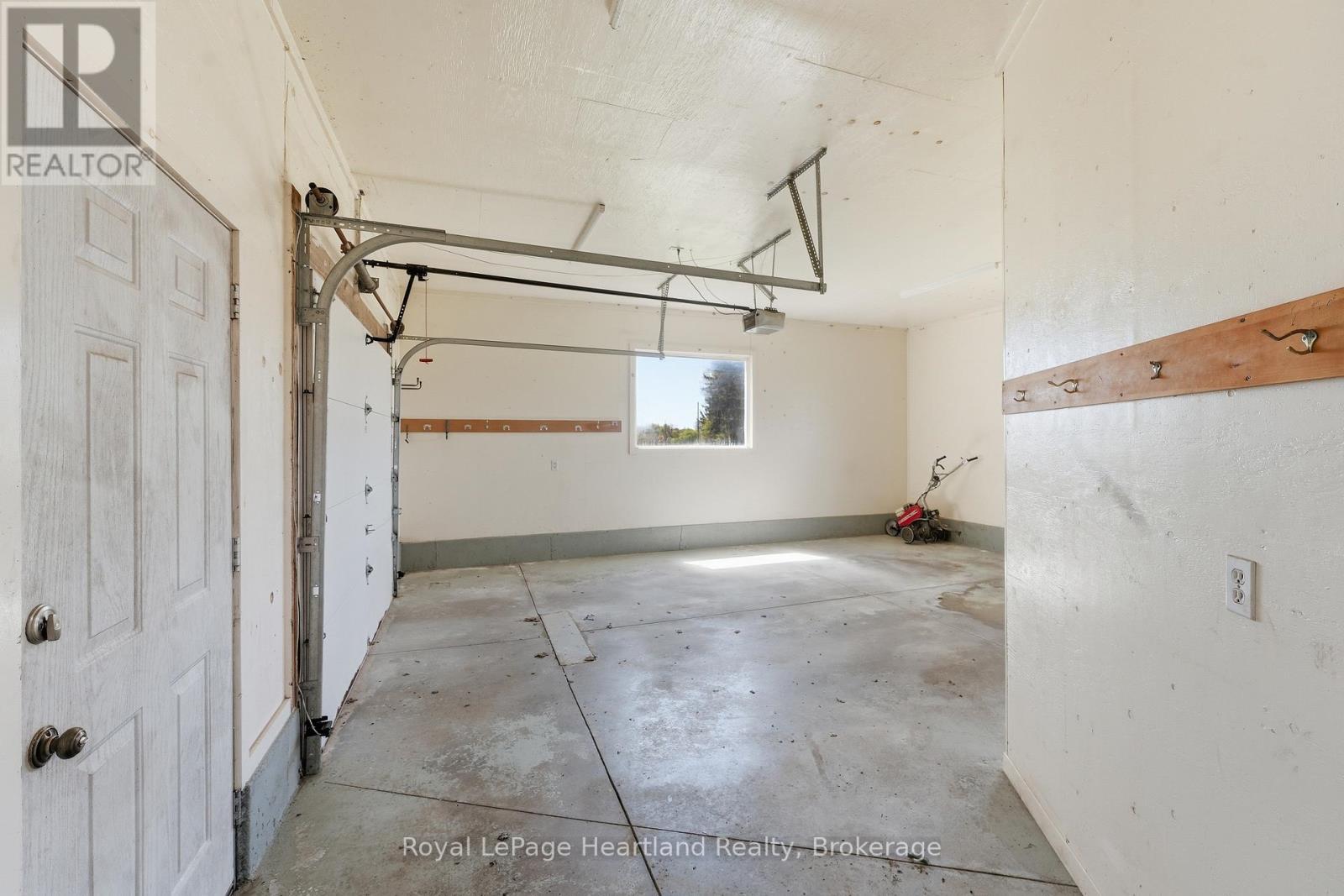80157 Sharpes Creek Line, Central Huron (Goderich), ON - Indoor Photo Showing Garage