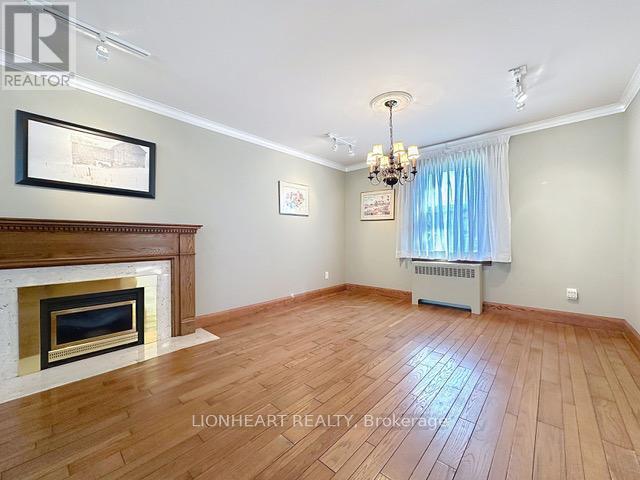 1475 Garnet Avenue, Mississauga, ON - Indoor With Fireplace