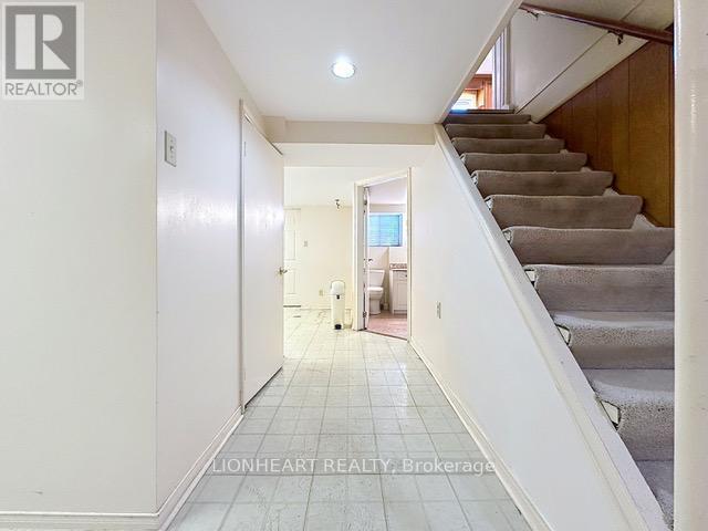 1475 Garnet Avenue, Mississauga, ON - Indoor Photo Showing Other Room