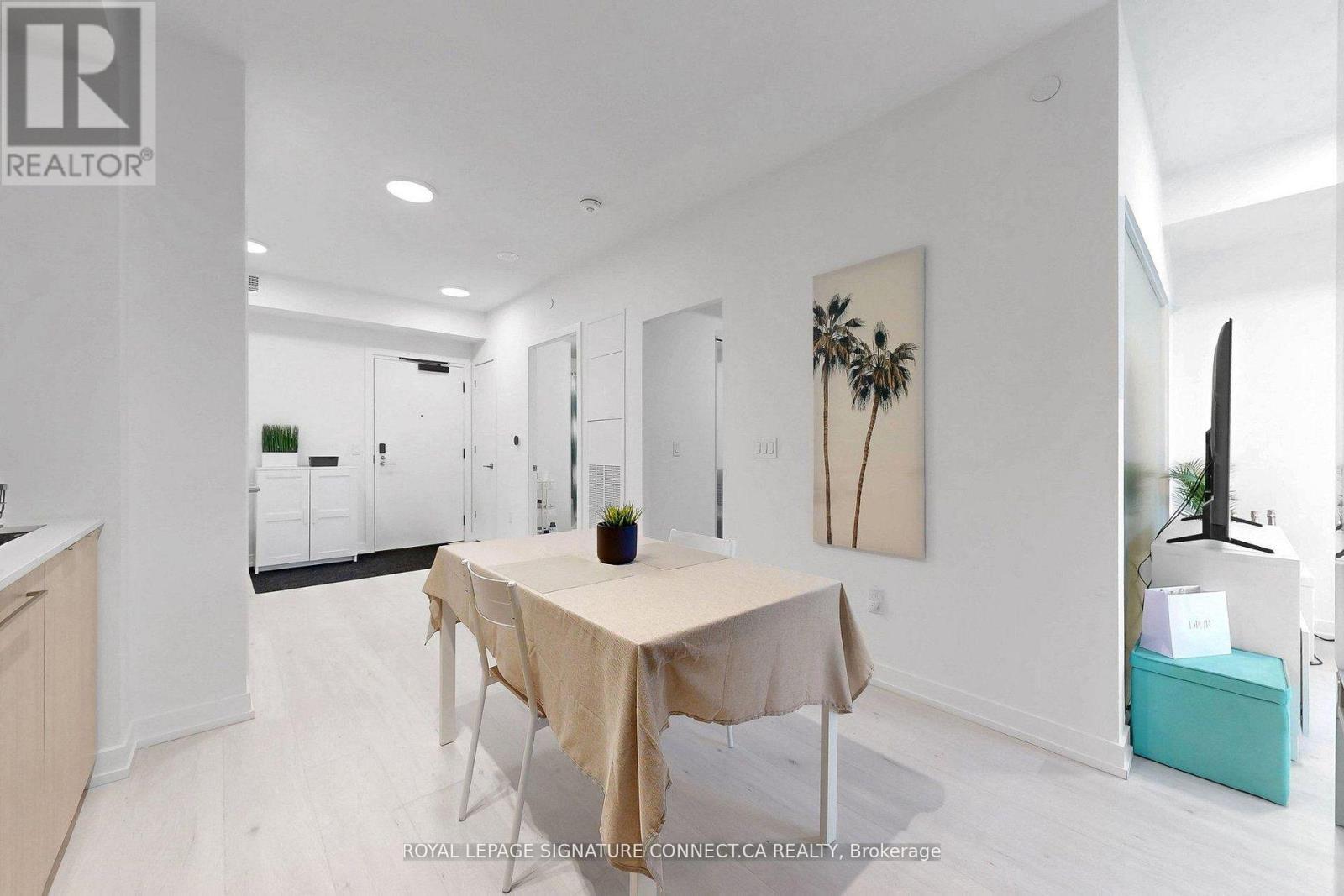 509 - 2501 Saw Whet Boulevard, Oakville, ON - Indoor
