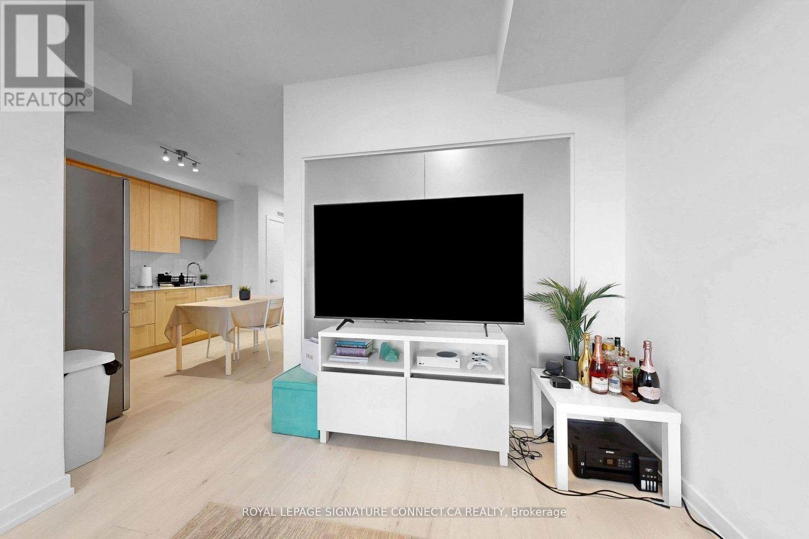 509 - 2501 Saw Whet Boulevard, Oakville, ON - Indoor
