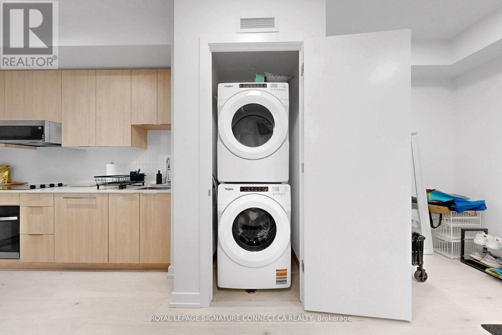 509 - 2501 Saw Whet Boulevard, Oakville, ON - Indoor Photo Showing Laundry Room