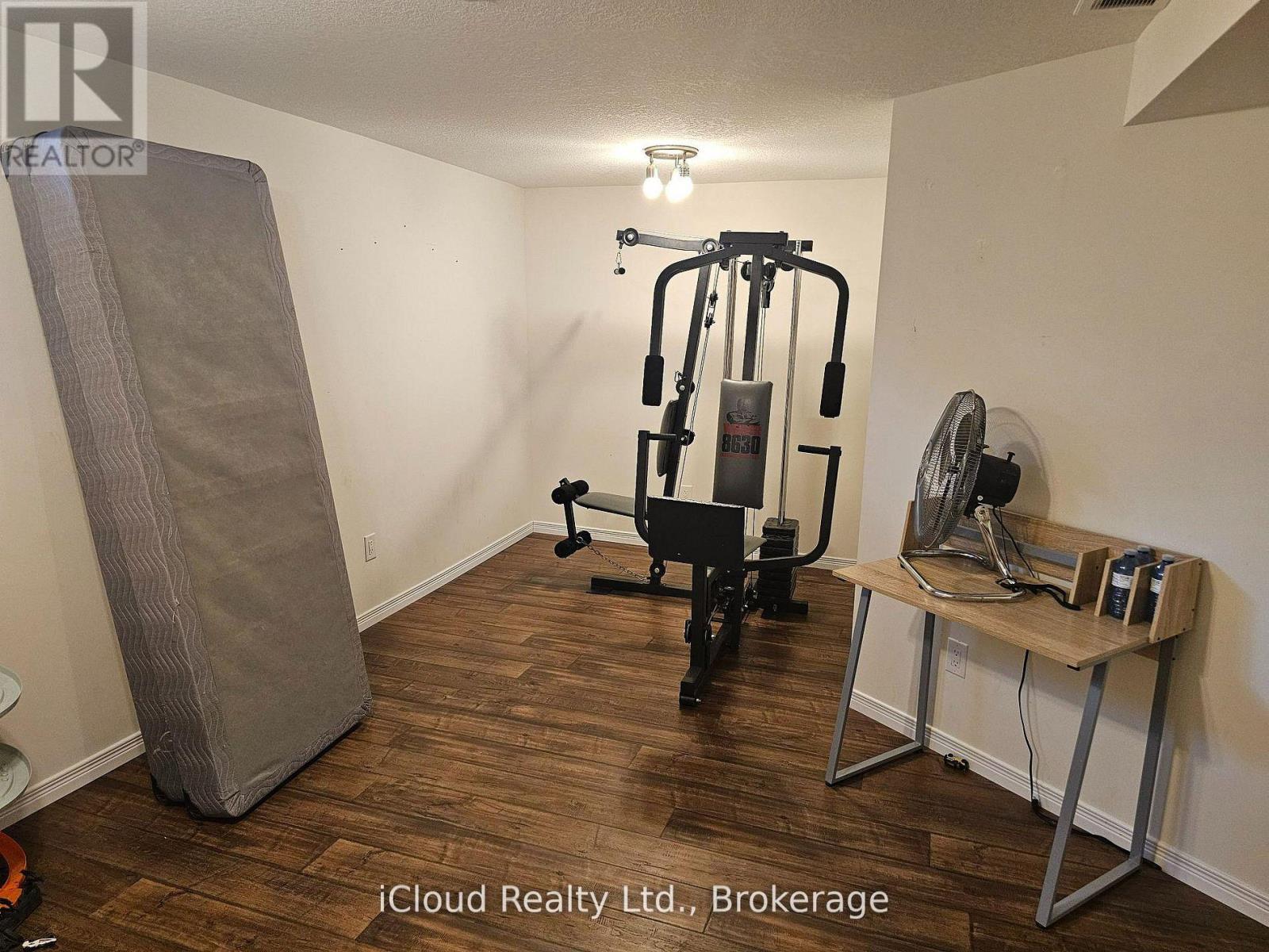 458 Misty Crescent, Kitchener, ON - Indoor Photo Showing Gym Room
