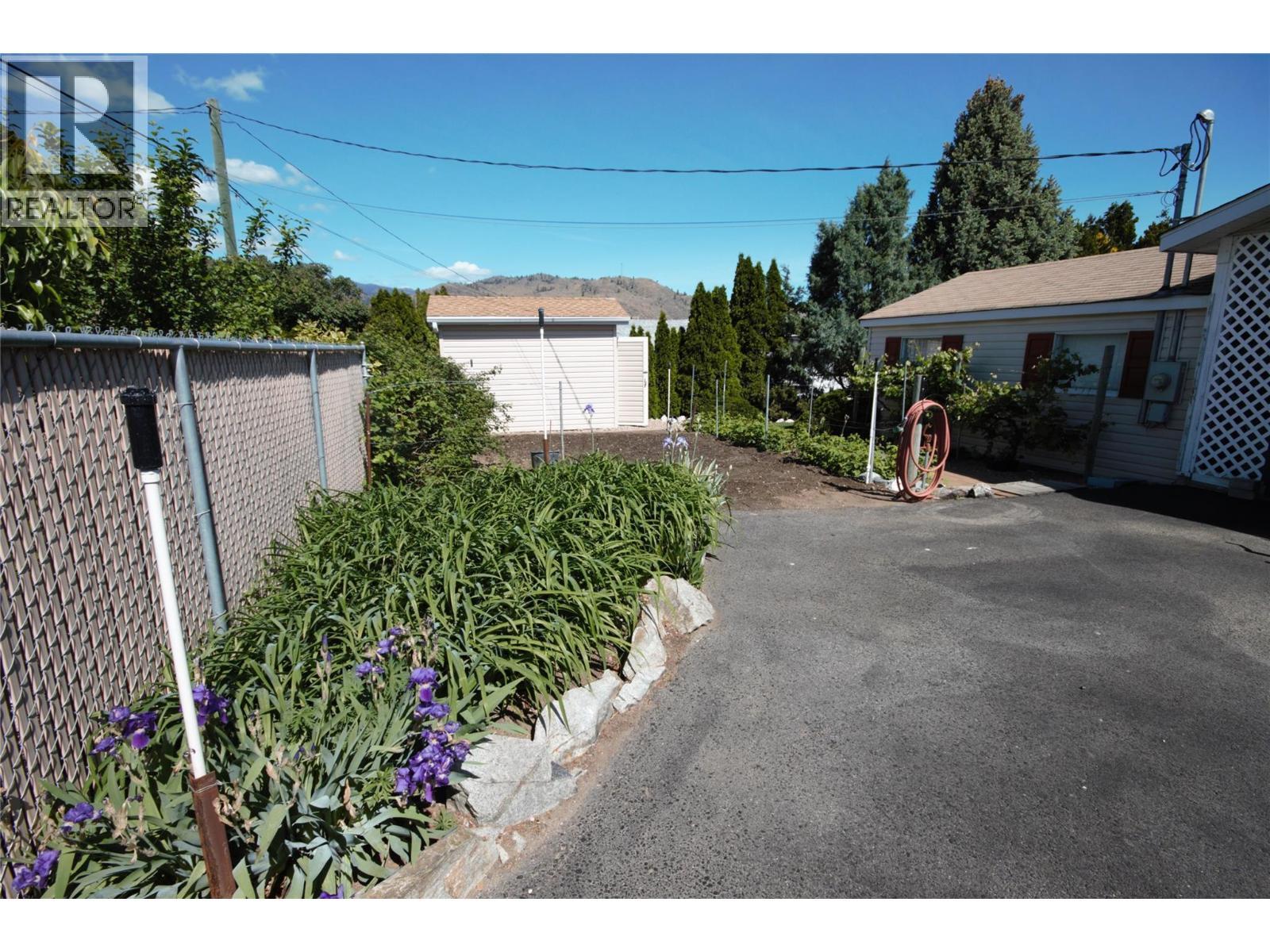 270 Road 2, Oliver, BC
