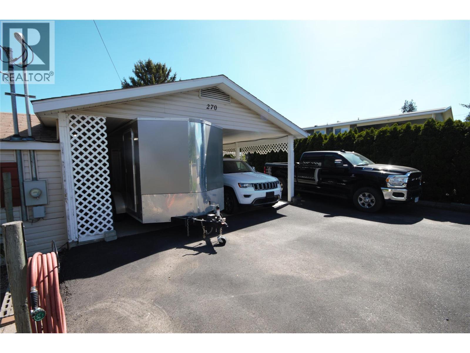 270 Road 2, Oliver, BC