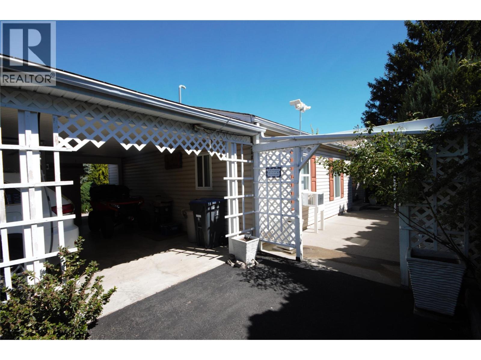 270 Road 2, Oliver, BC