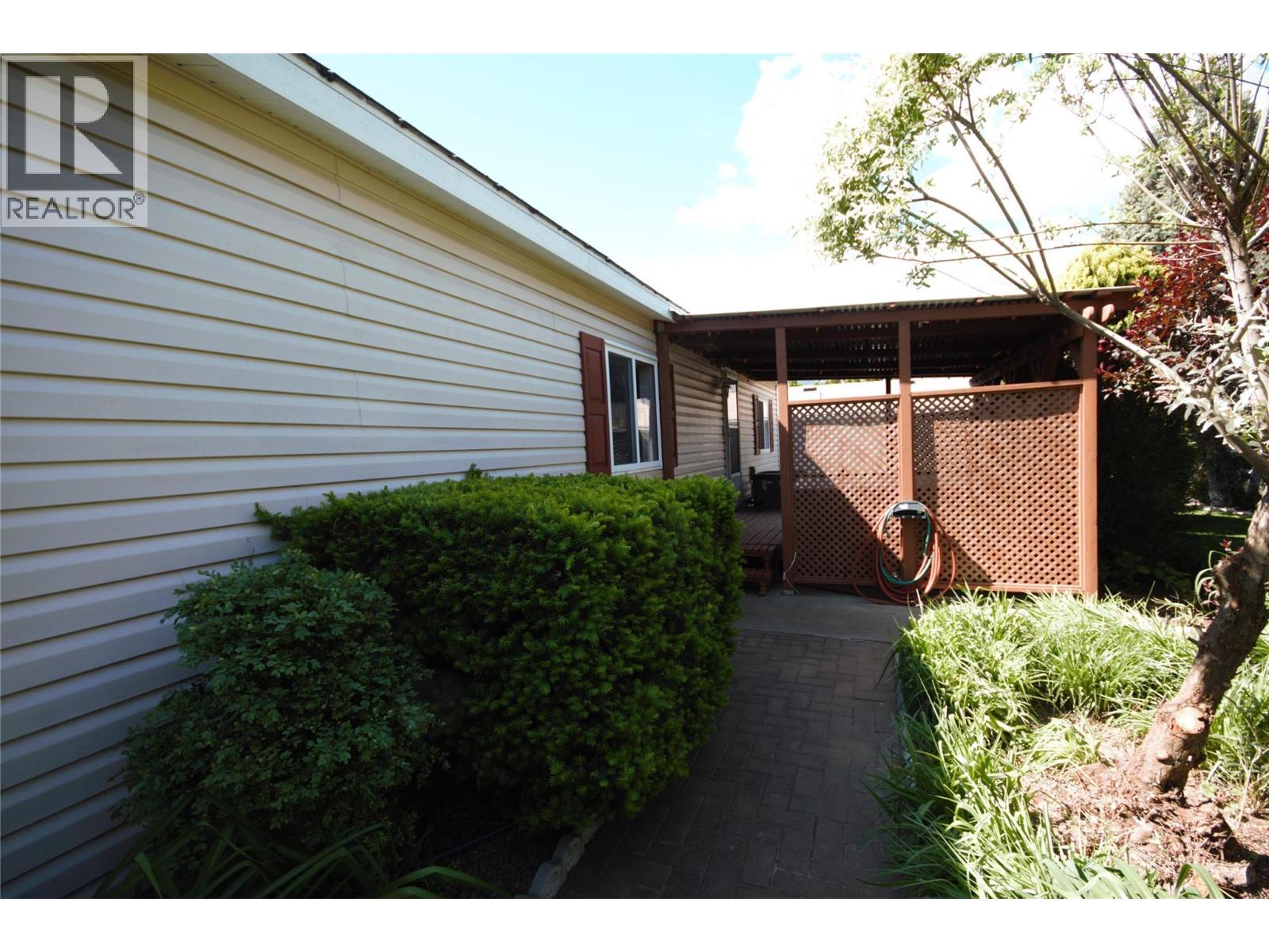 270 Road 2, Oliver, BC