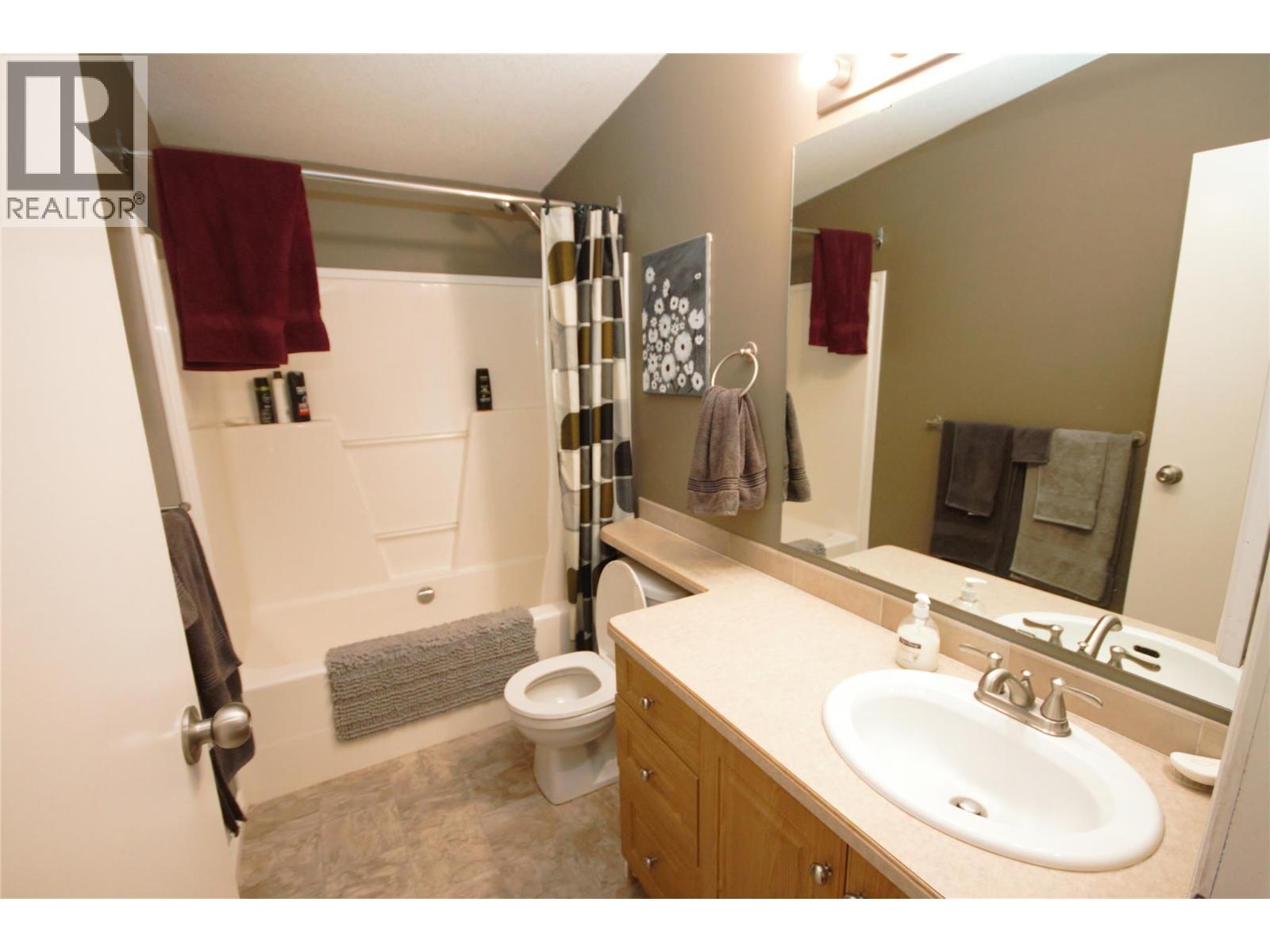 270 Road 2, Oliver, BC