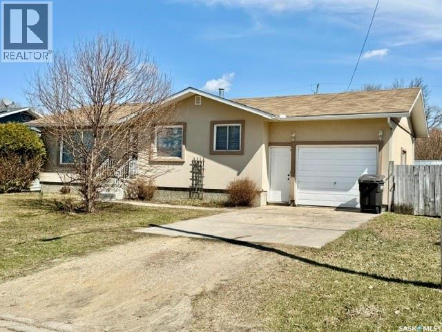 208 2Nd Street Ne, Watson, SK - Outdoor