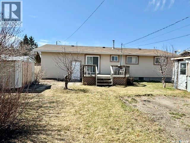 208 2Nd Street Ne, Watson, SK - Outdoor