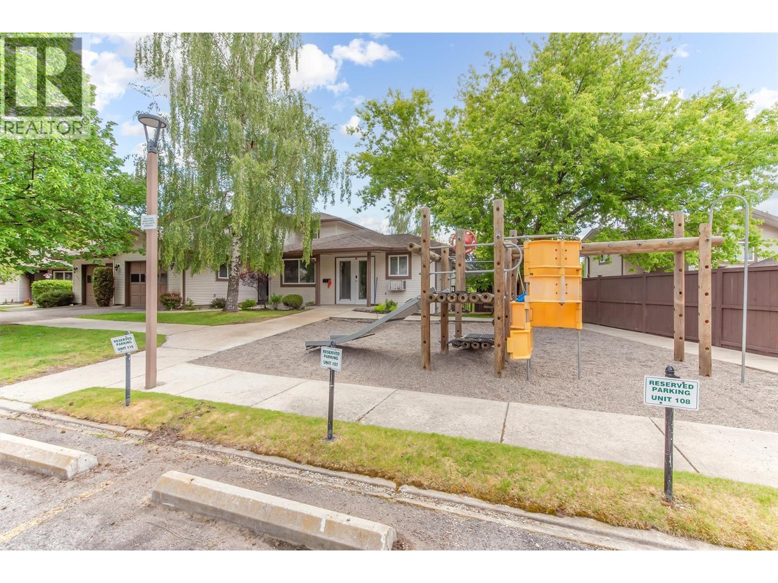 Complex playground - 133 Wyndham Crescent Unit# 110, Kelowna, BC - Outdoor