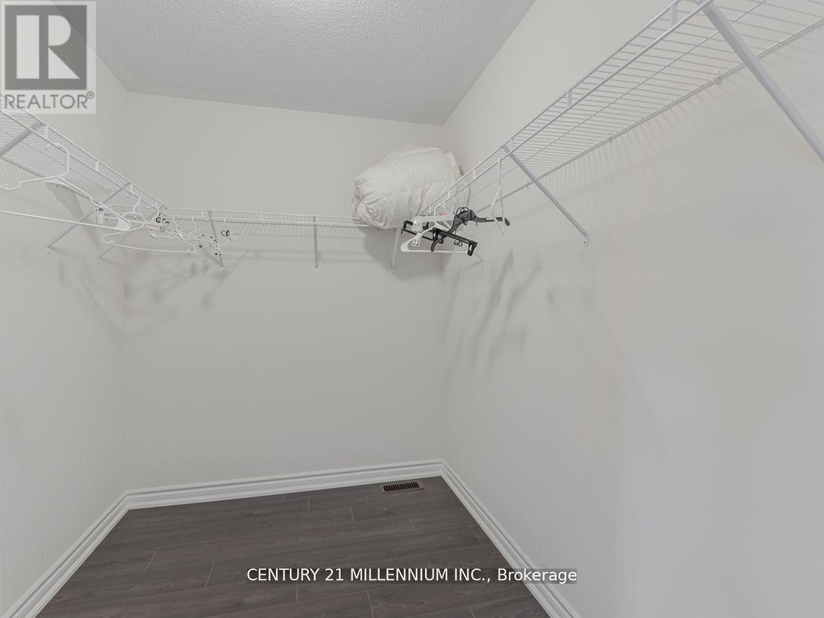 2240 Grainger Loop, Innisfil, ON - Indoor With Storage