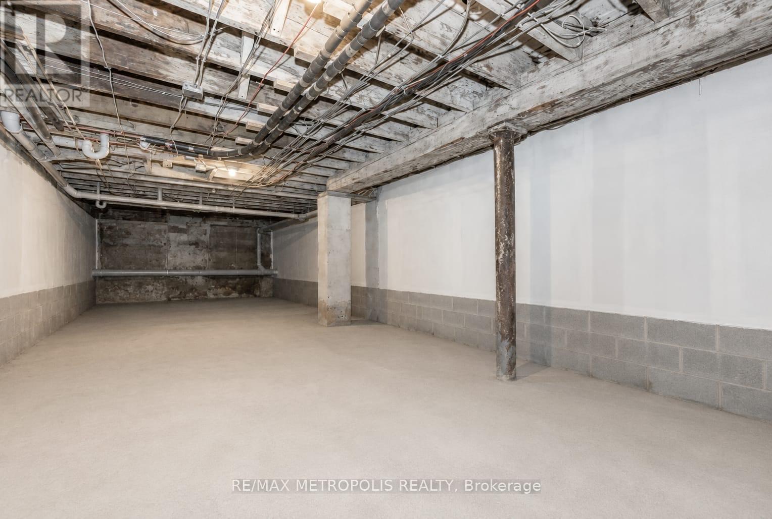 110 - 25 Concession Street, Cambridge, ON - Photo Showing Other Room