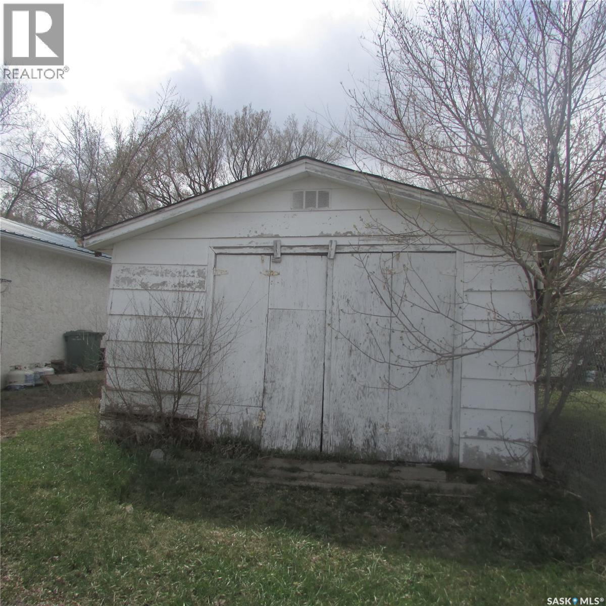 405 Scarth Street, Regina, SK - Outdoor