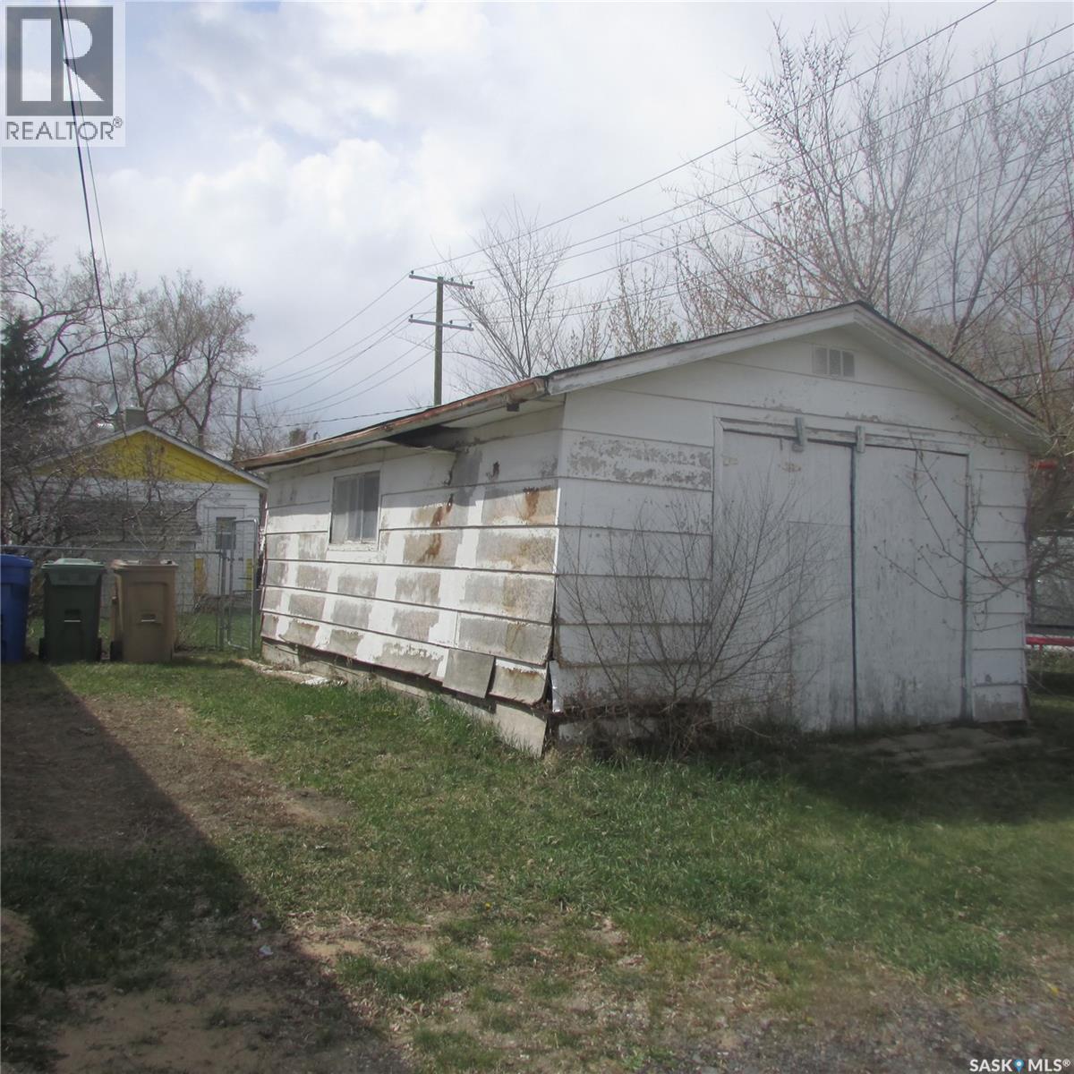 405 Scarth Street, Regina, SK - Outdoor