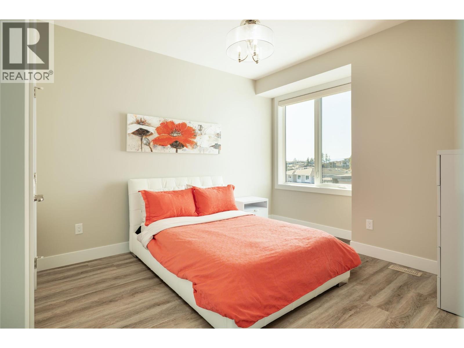274 Summer Wood Drive, Kelowna, BC - Indoor Photo Showing Bedroom