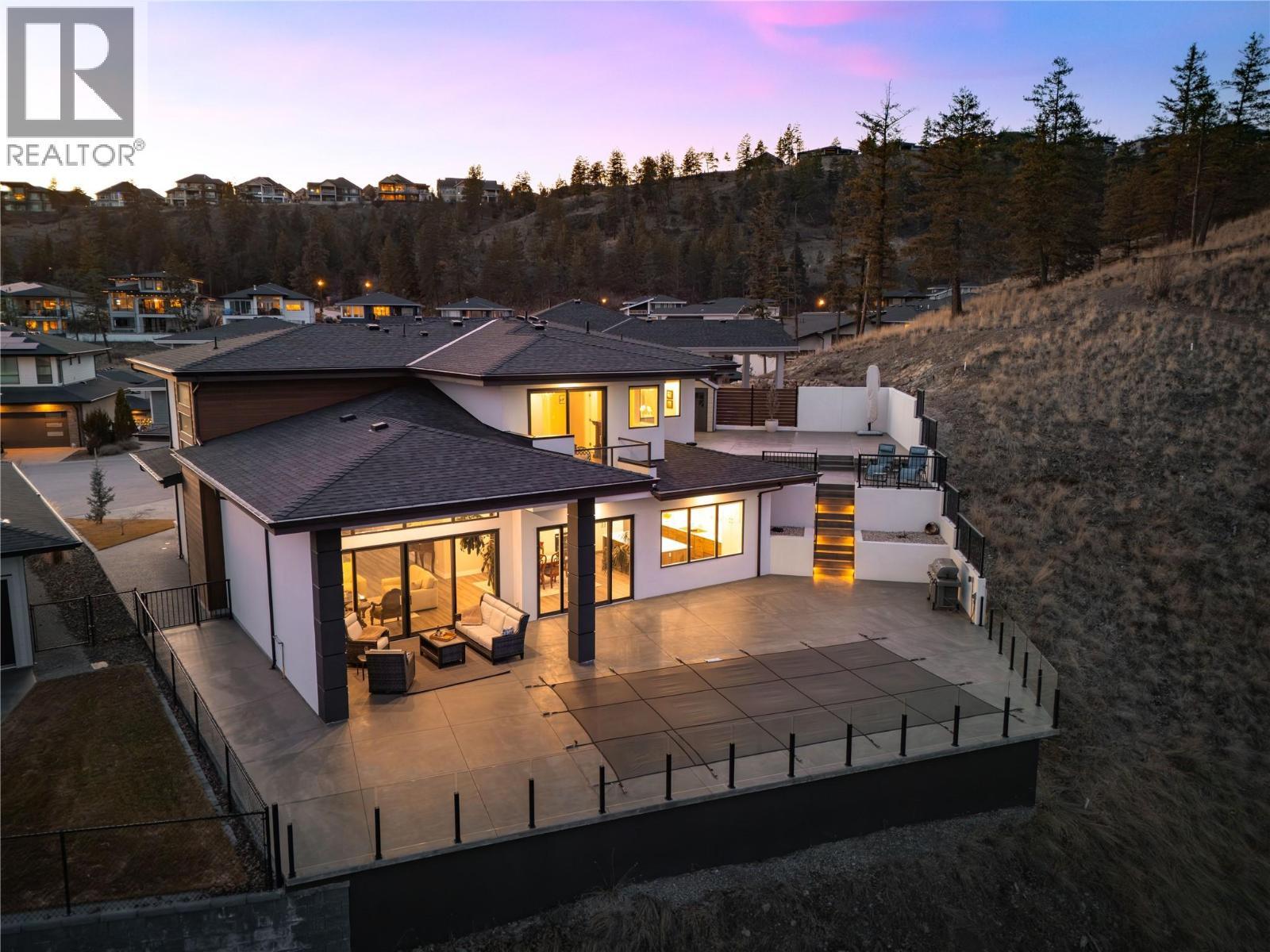 274 Summer Wood Drive, Kelowna, BC - Outdoor