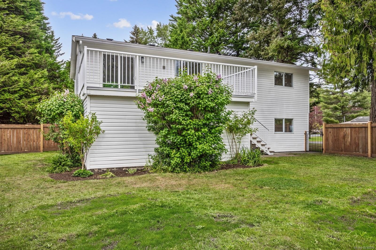 384 Cortez Cres, Comox, BC