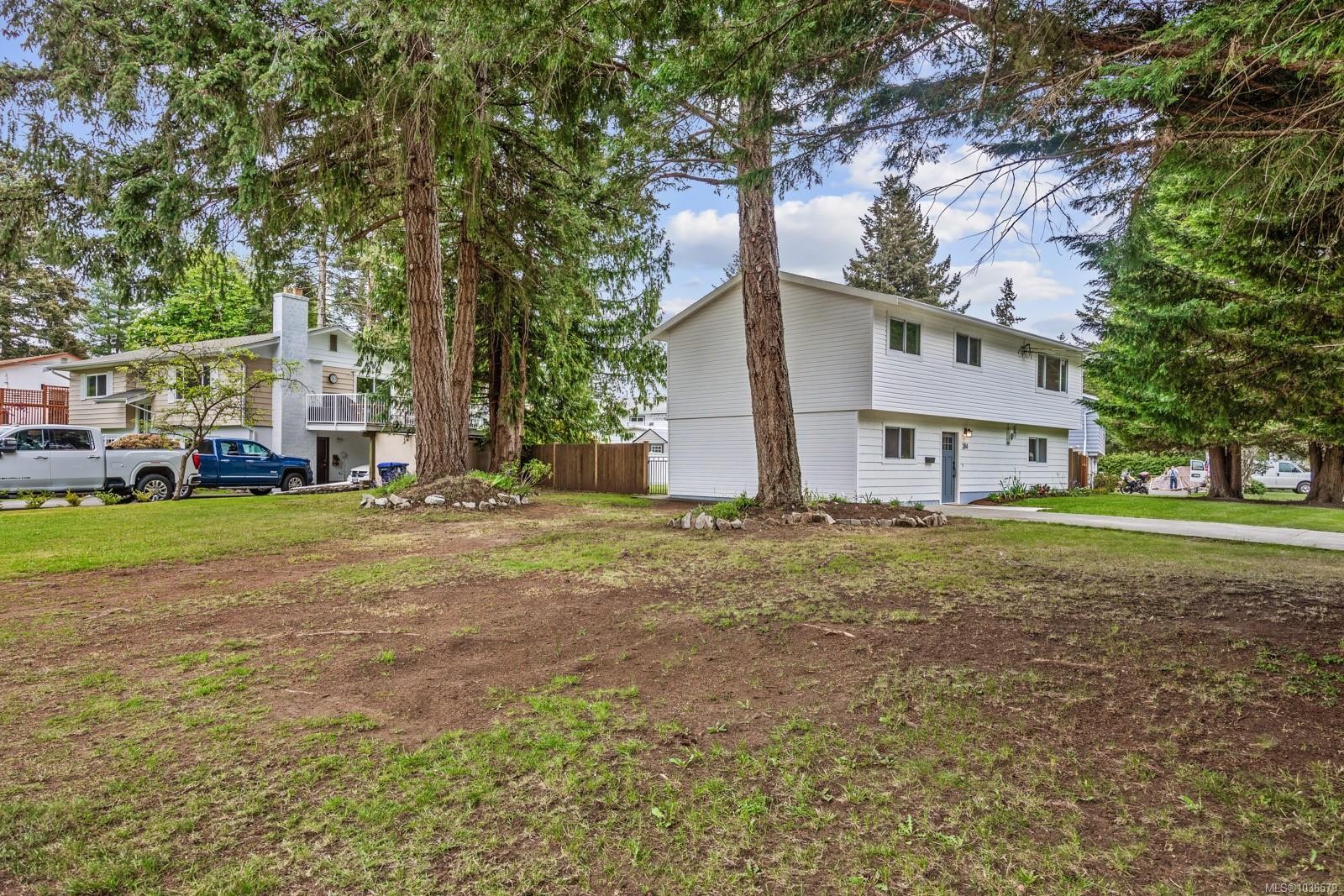 384 Cortez Cres, Comox, BC