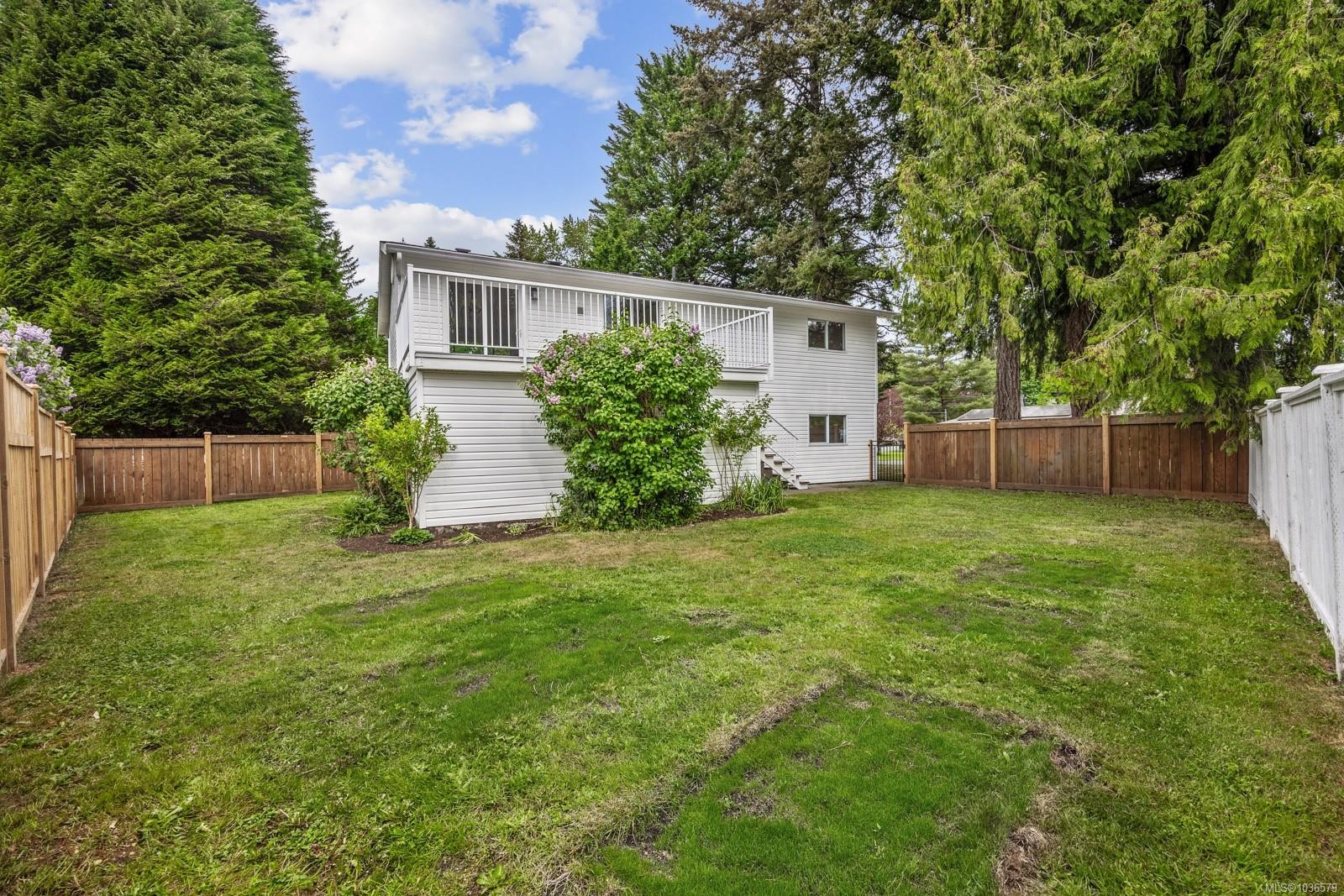 384 Cortez Cres, Comox, BC