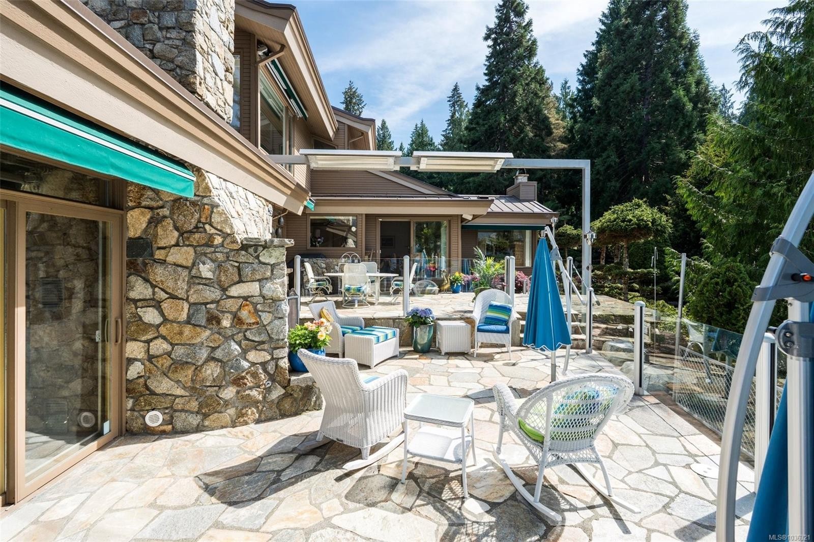 960 Lands End End, North Saanich, BC