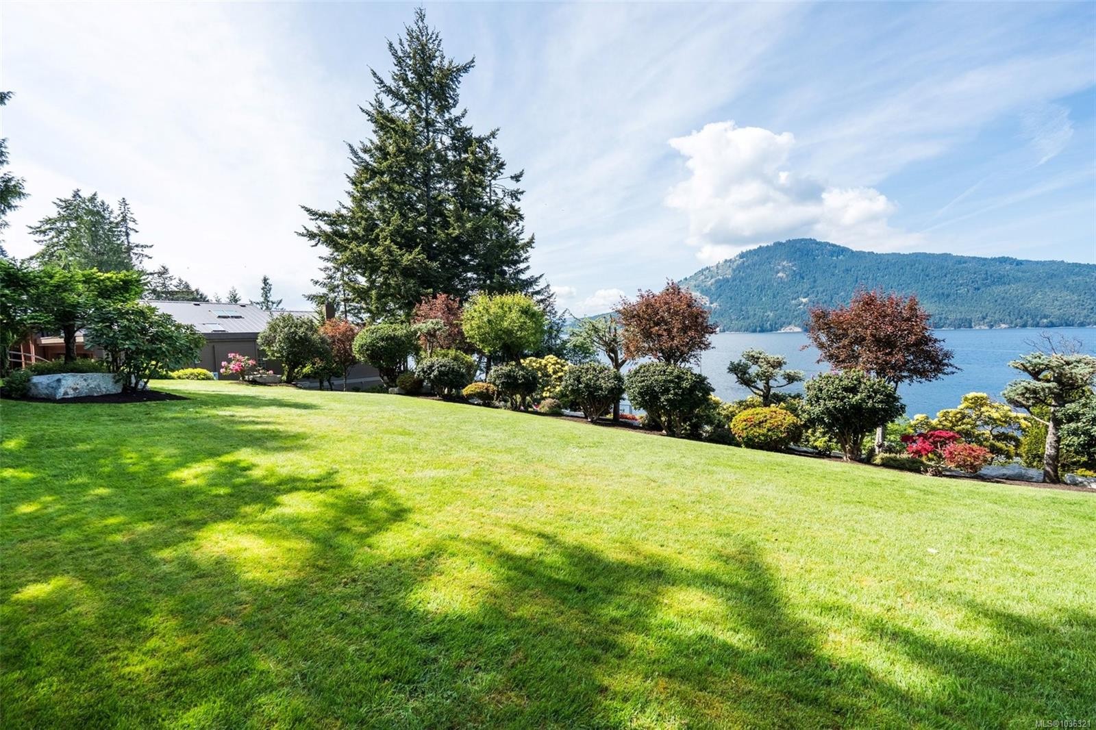 960 Lands End End, North Saanich, BC